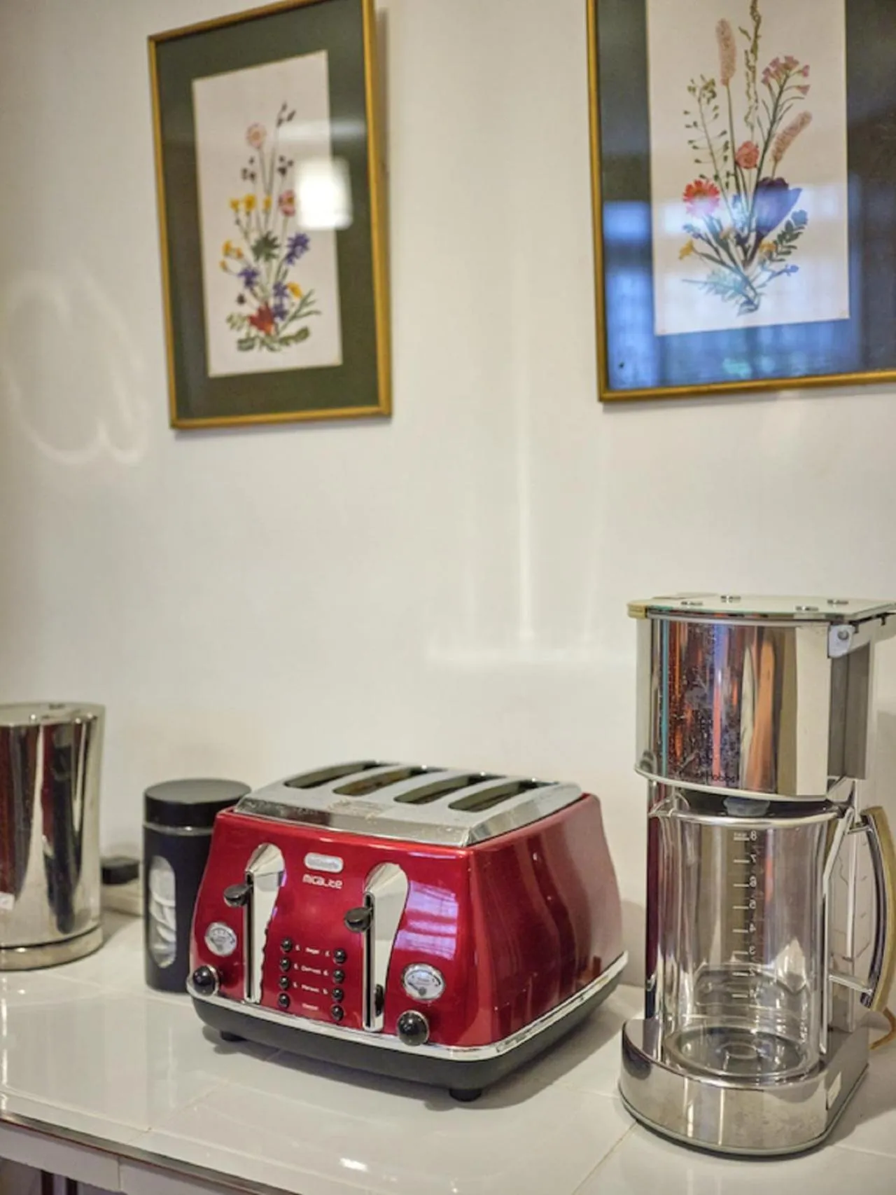 Coffee/tea facilities in The Drexel House Kenya