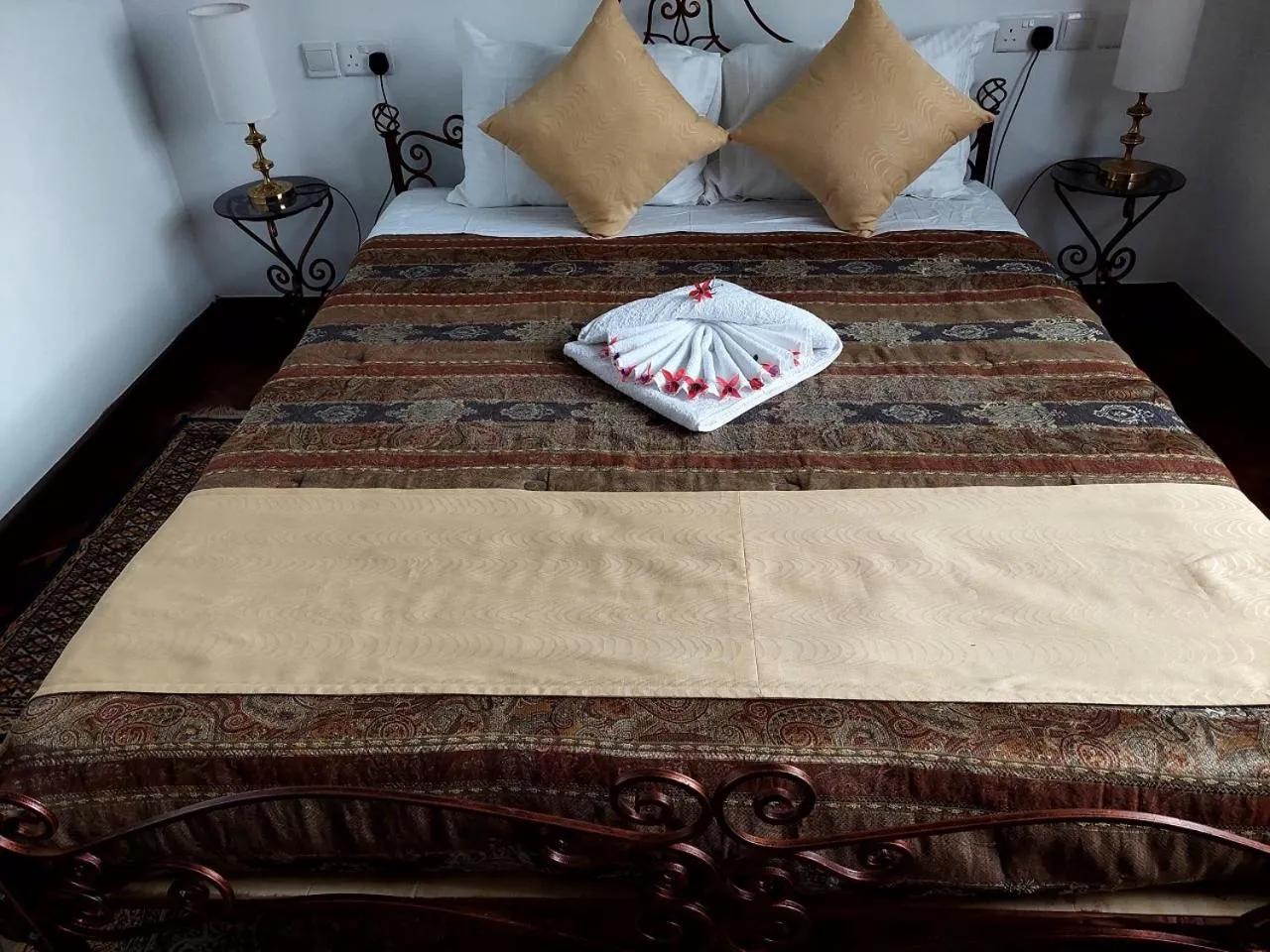 Bed in The Drexel House Kenya