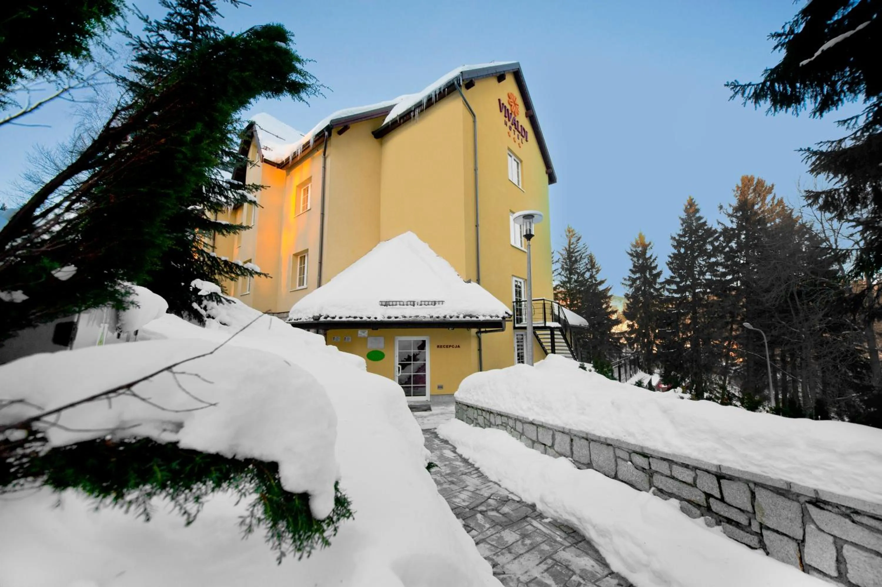 Facade/entrance in Hotel Vivaldi