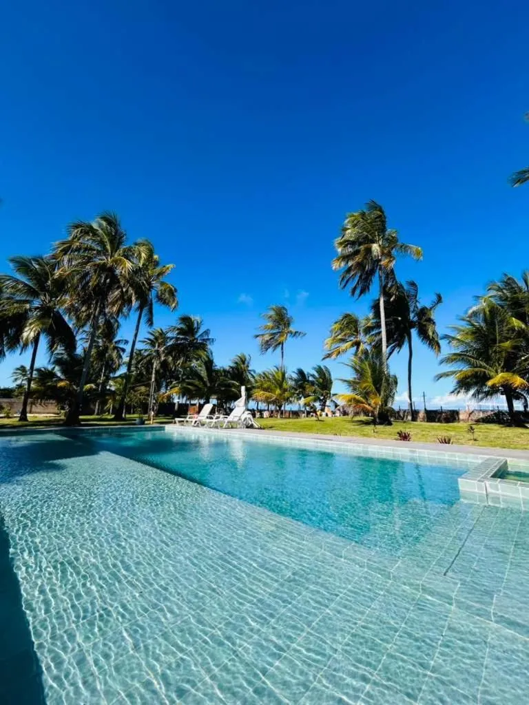 Swimming pool in Pousada e Restaurante Encanto das Águas