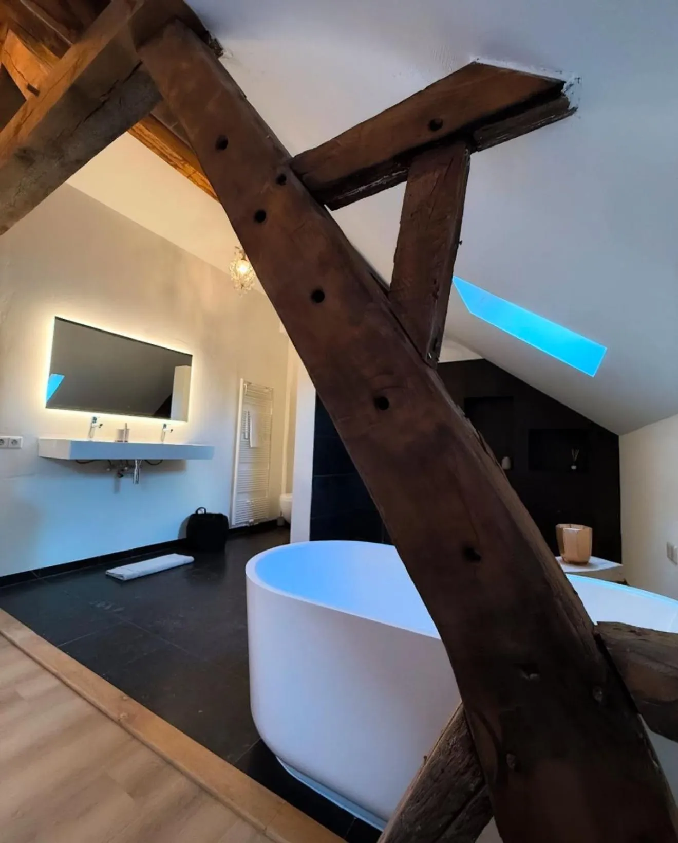 Bathroom, Bed in Hoeve Berghof