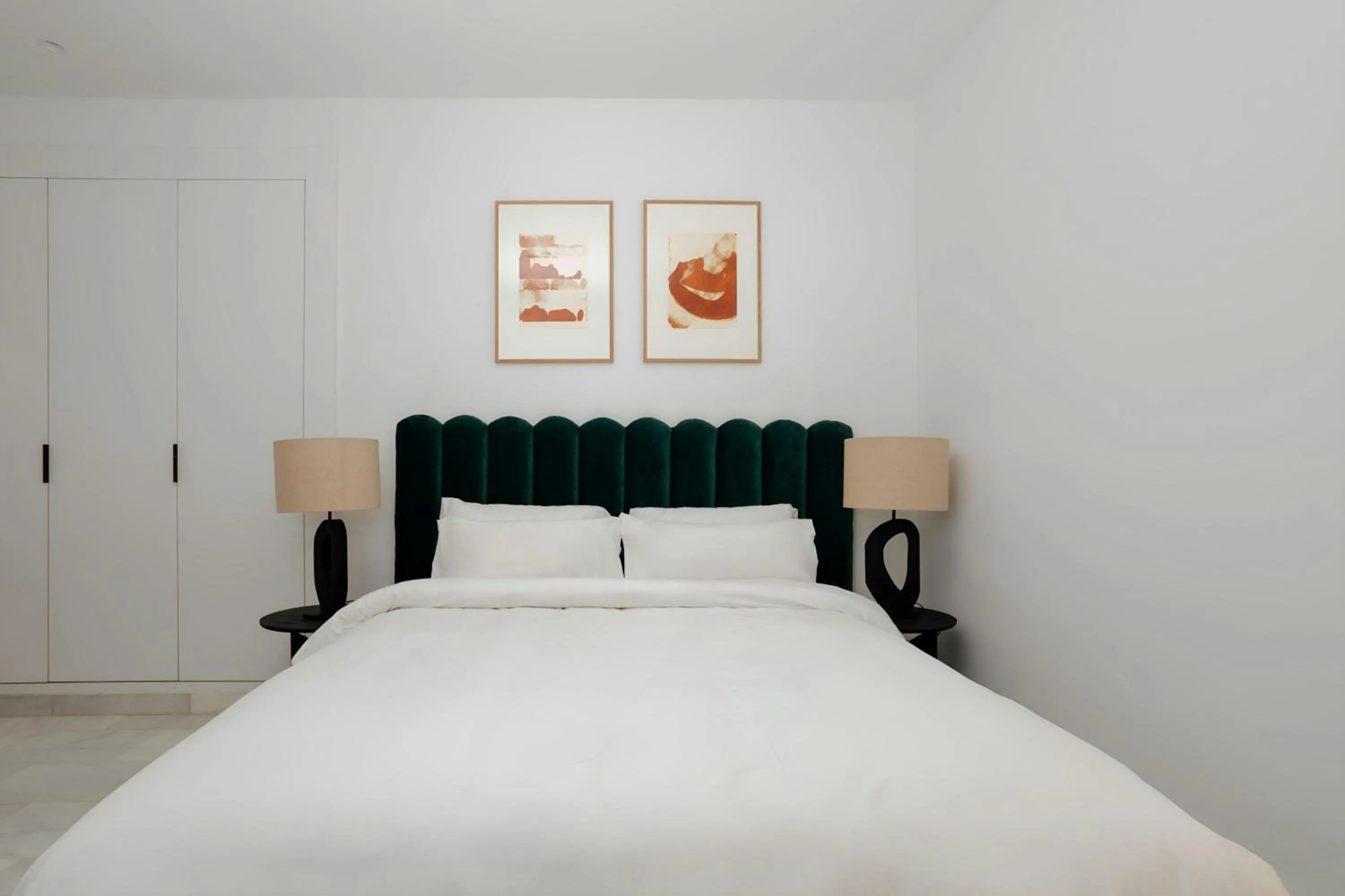 Bedroom, Bed in Sonder by Marriott Bonvoy Santa Ana Apartments Las Letras