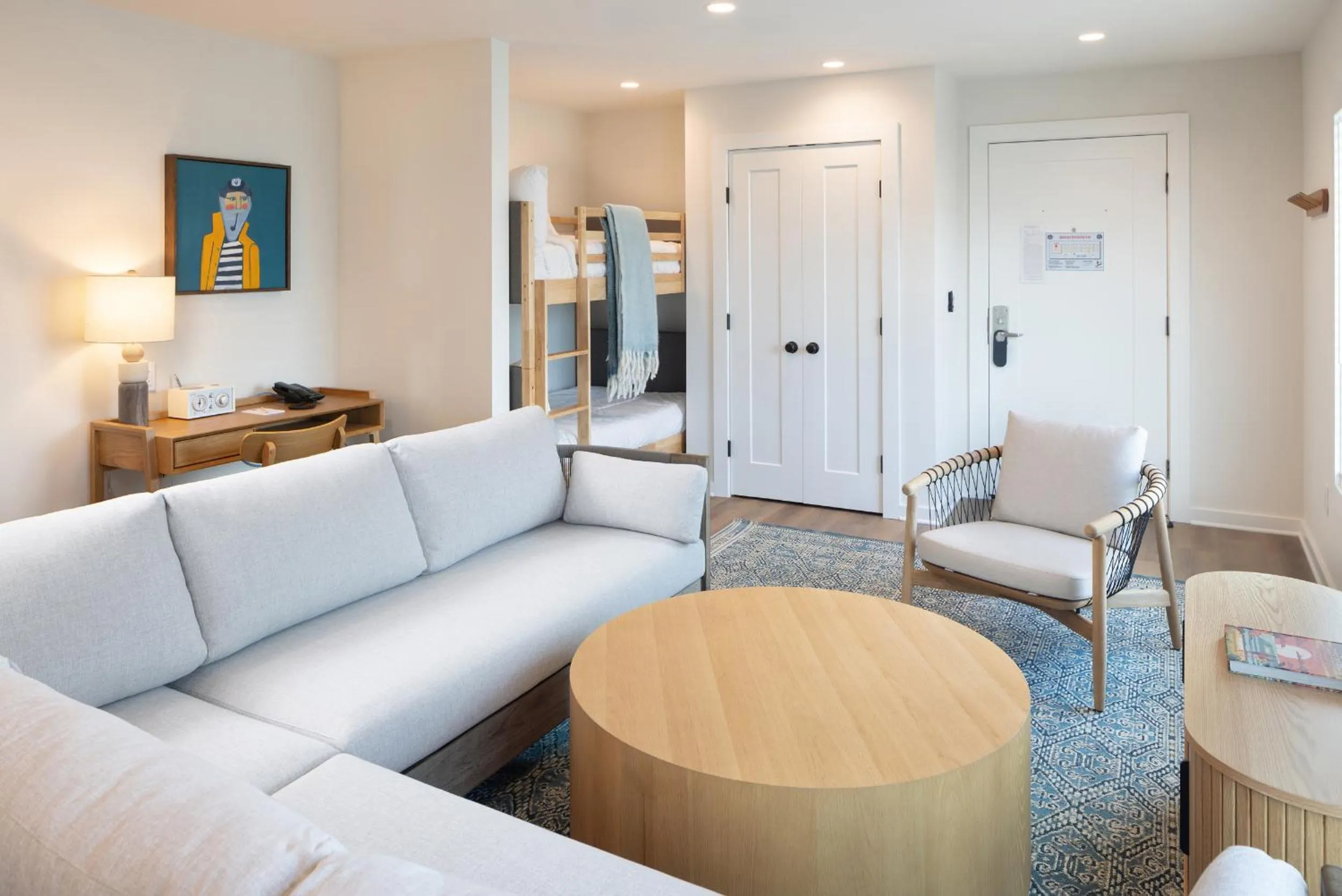 TV and multimedia in Oceaneer Hotel