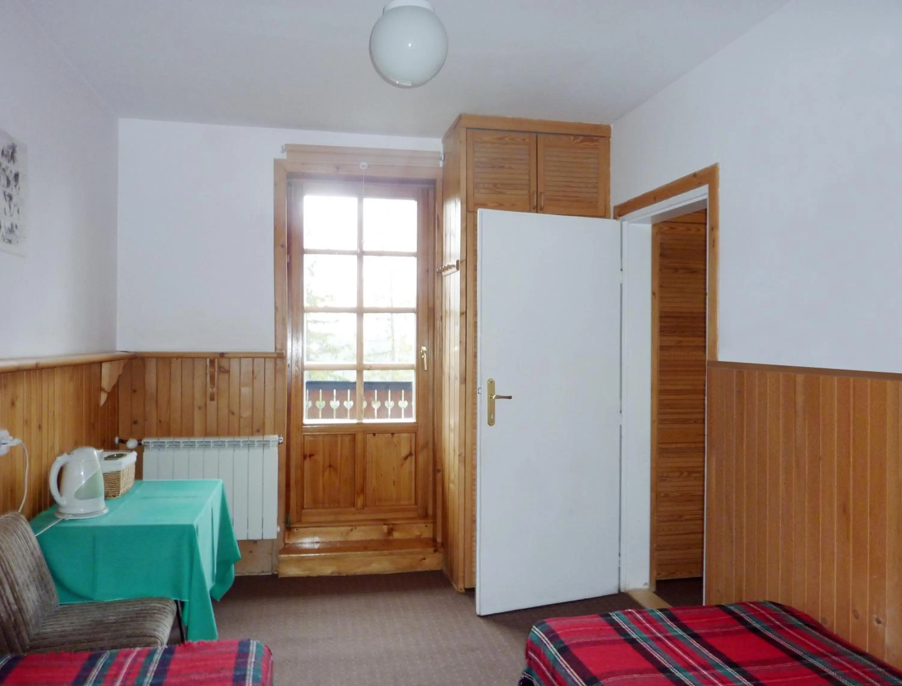 Photo of the whole room, Bed in Willa Litka