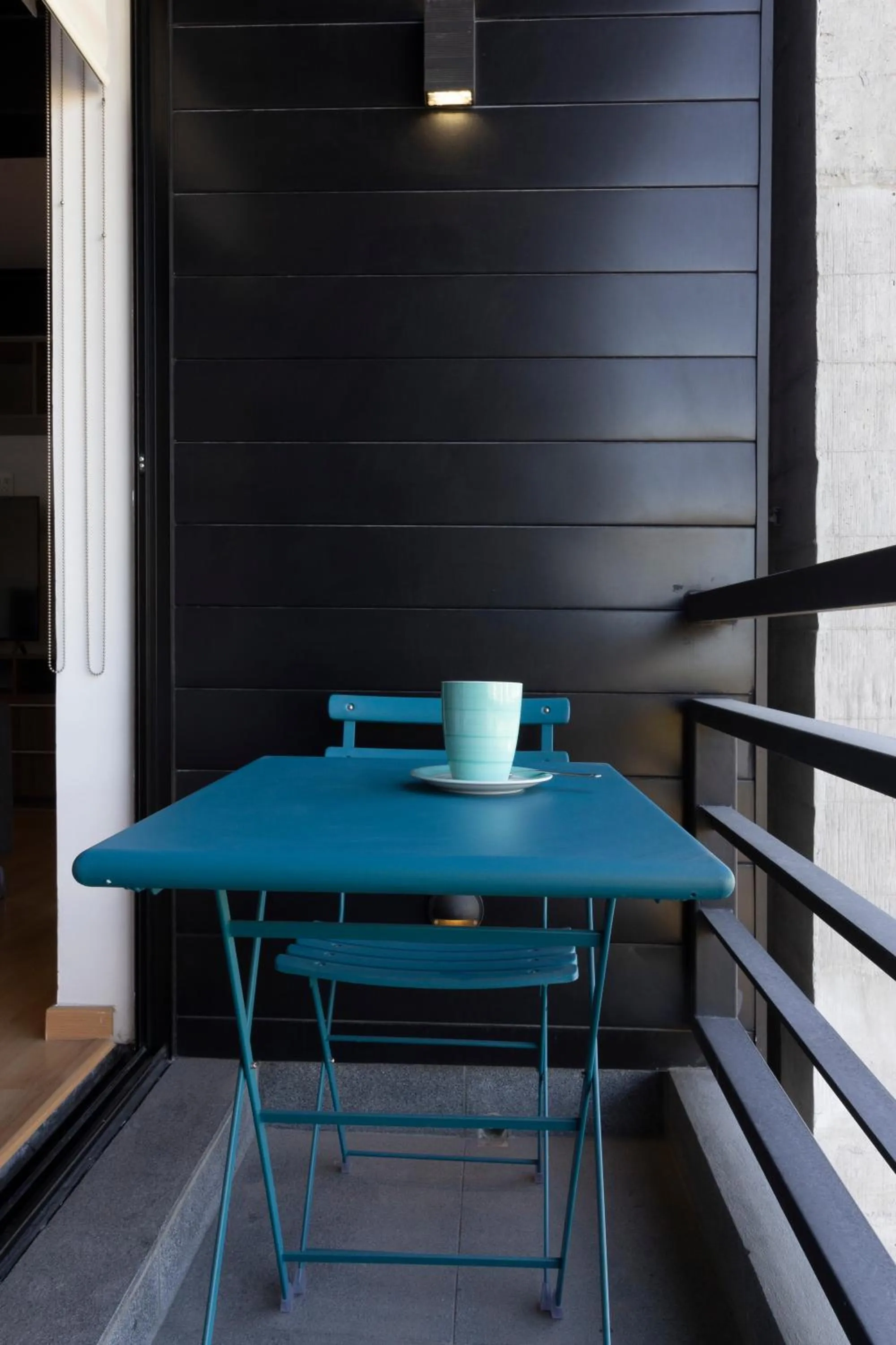 Balcony/Terrace in El Doce by HomiRent