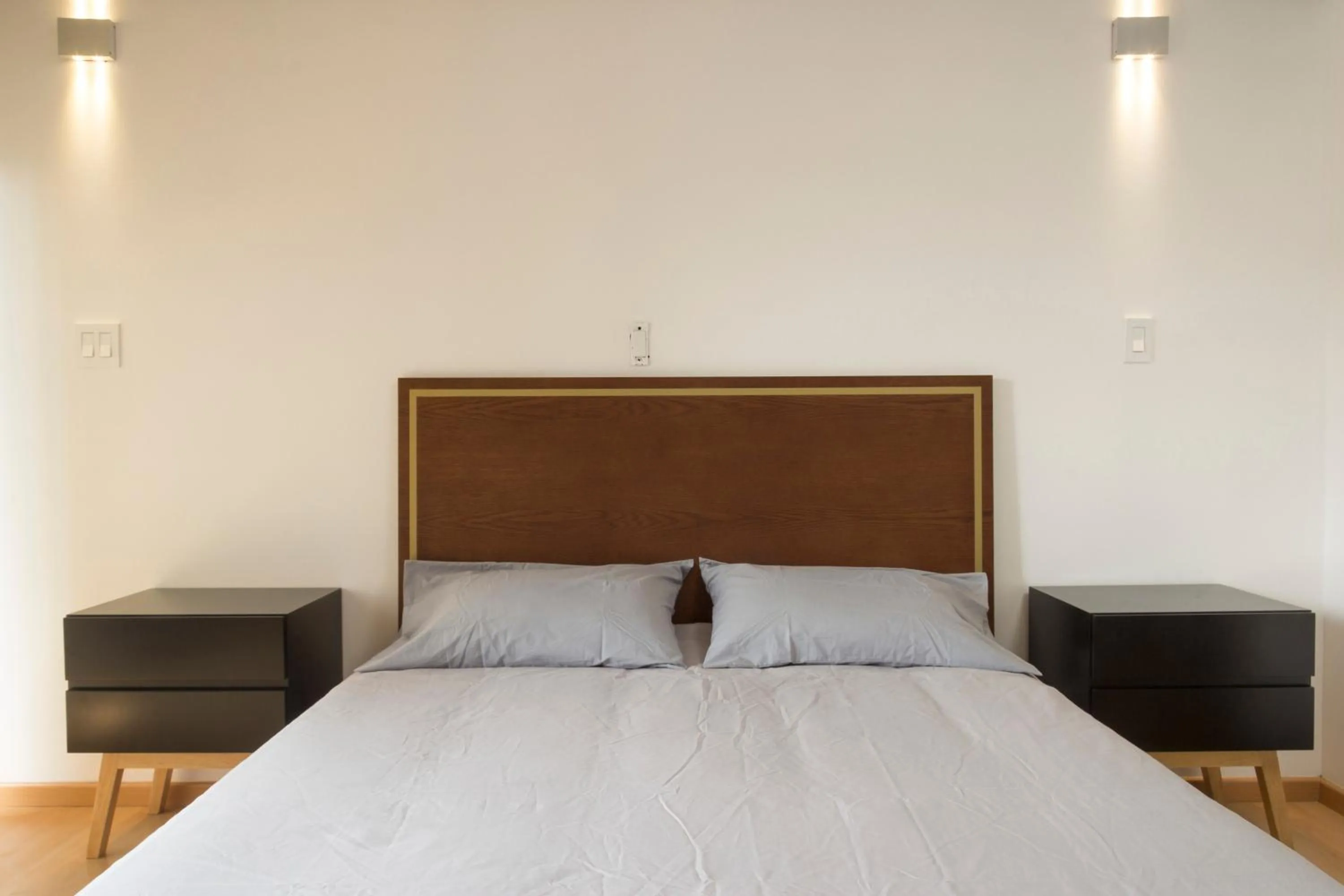 Bedroom, Bed in El Doce by HomiRent