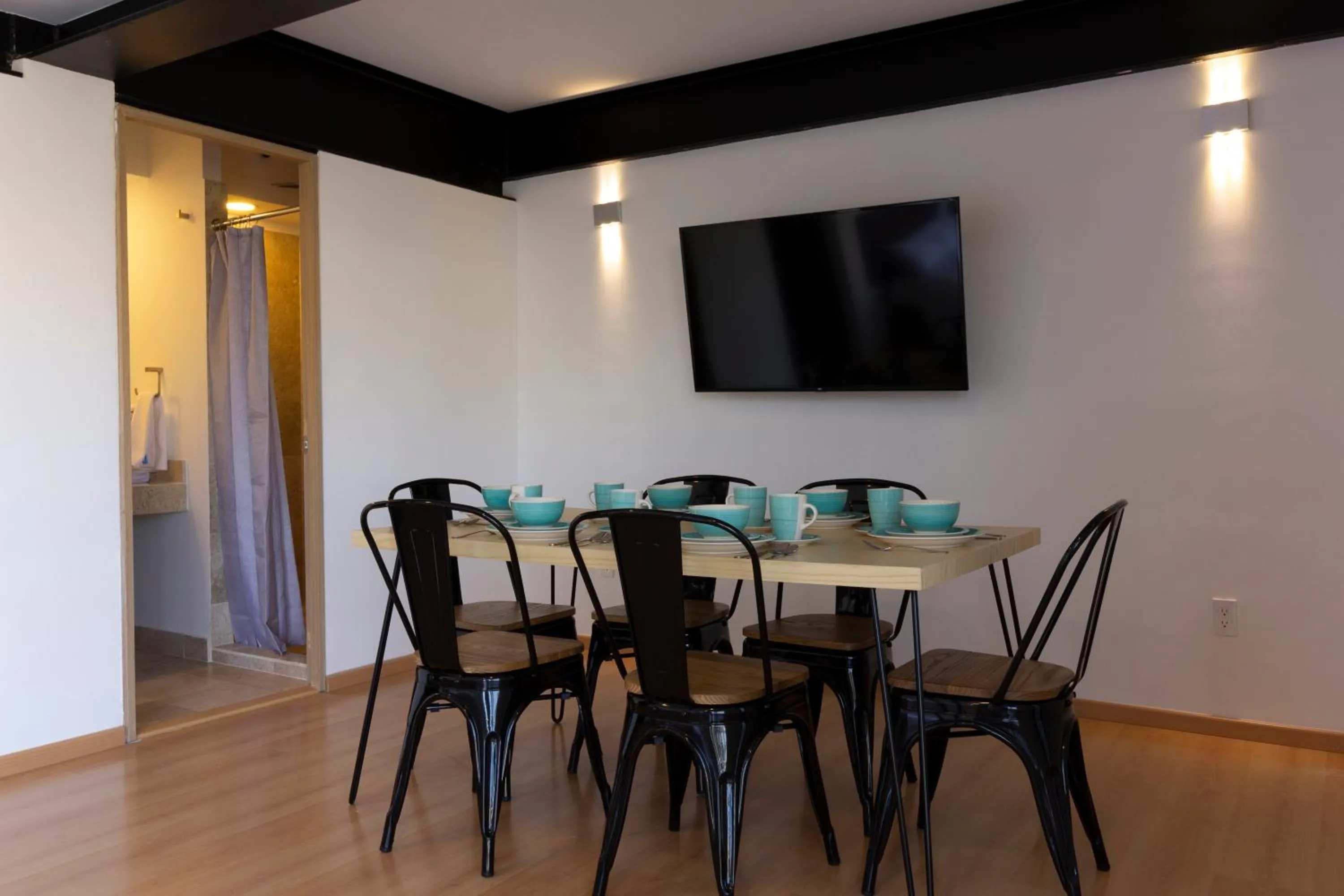 TV and multimedia in El Doce by HomiRent