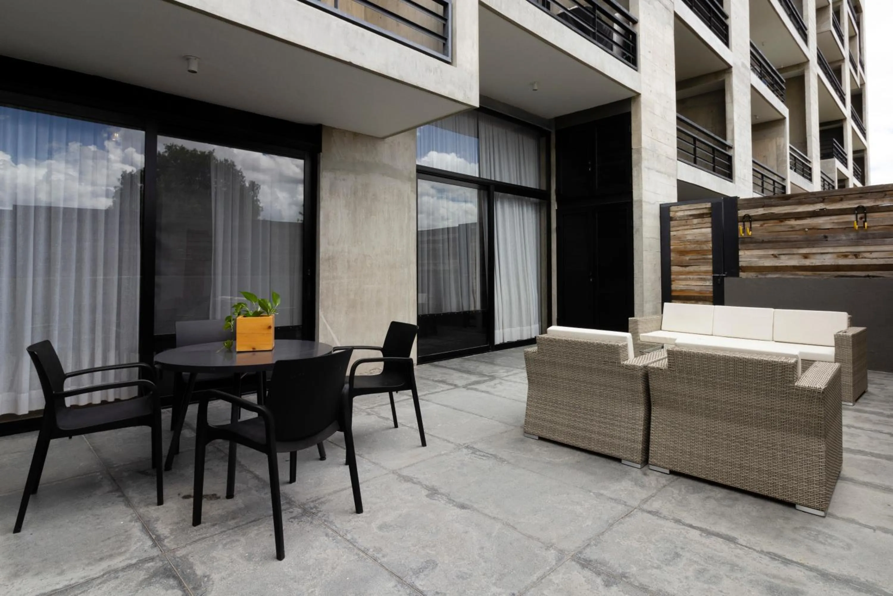 Balcony/Terrace in El Doce by HomiRent