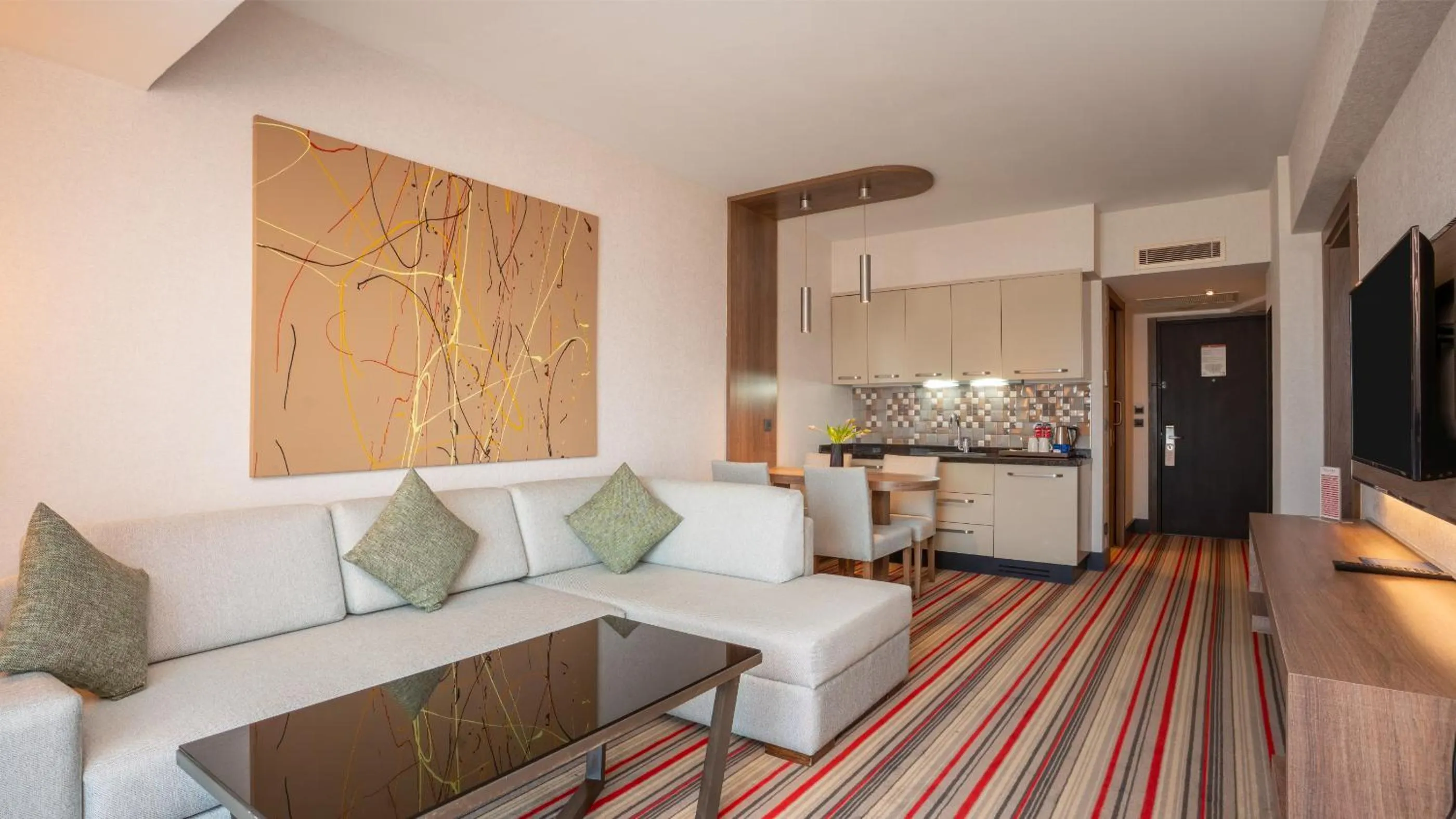 Seating area in Ramada Plaza By Wyndham Izmir