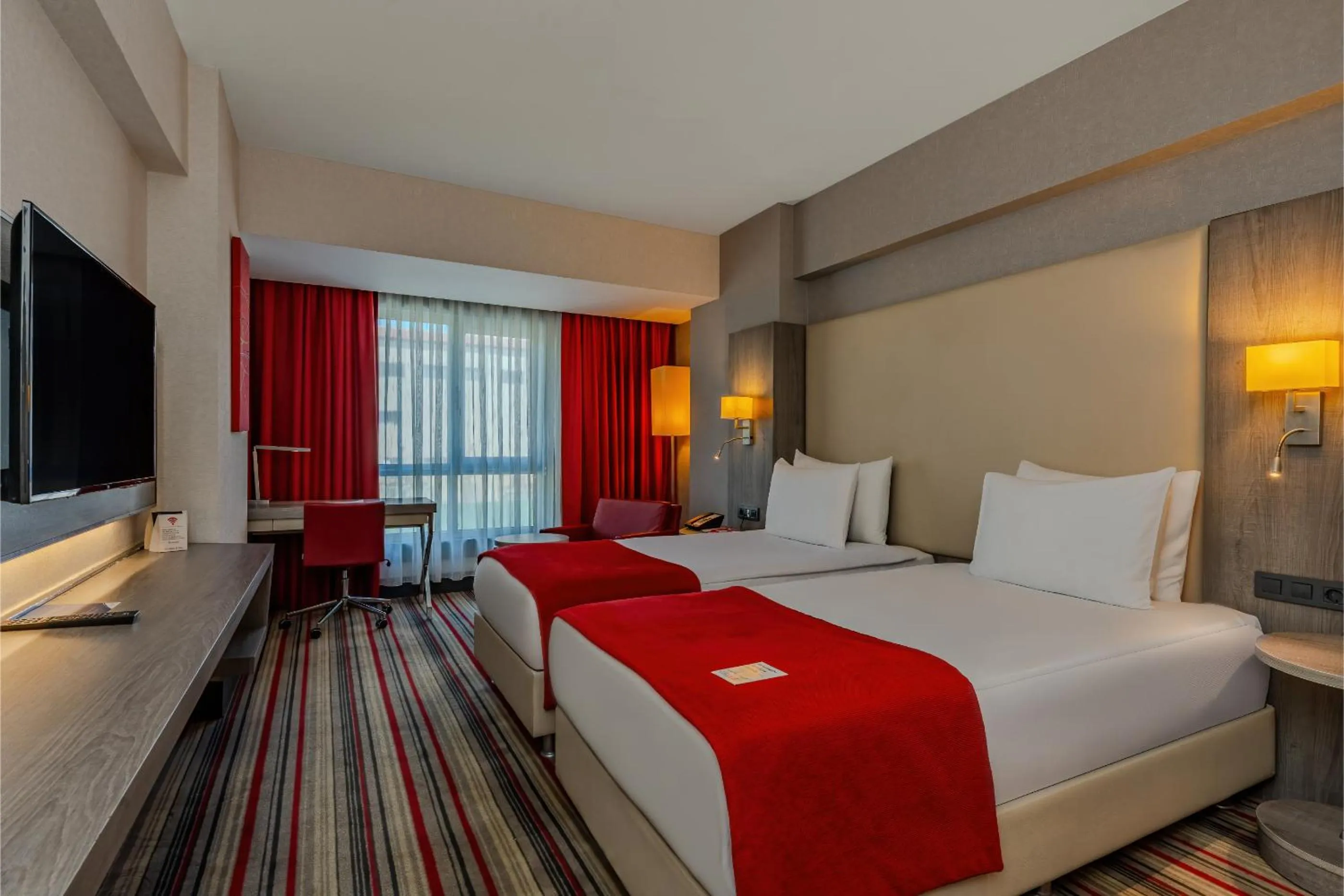 Bed in Ramada Plaza By Wyndham Izmir