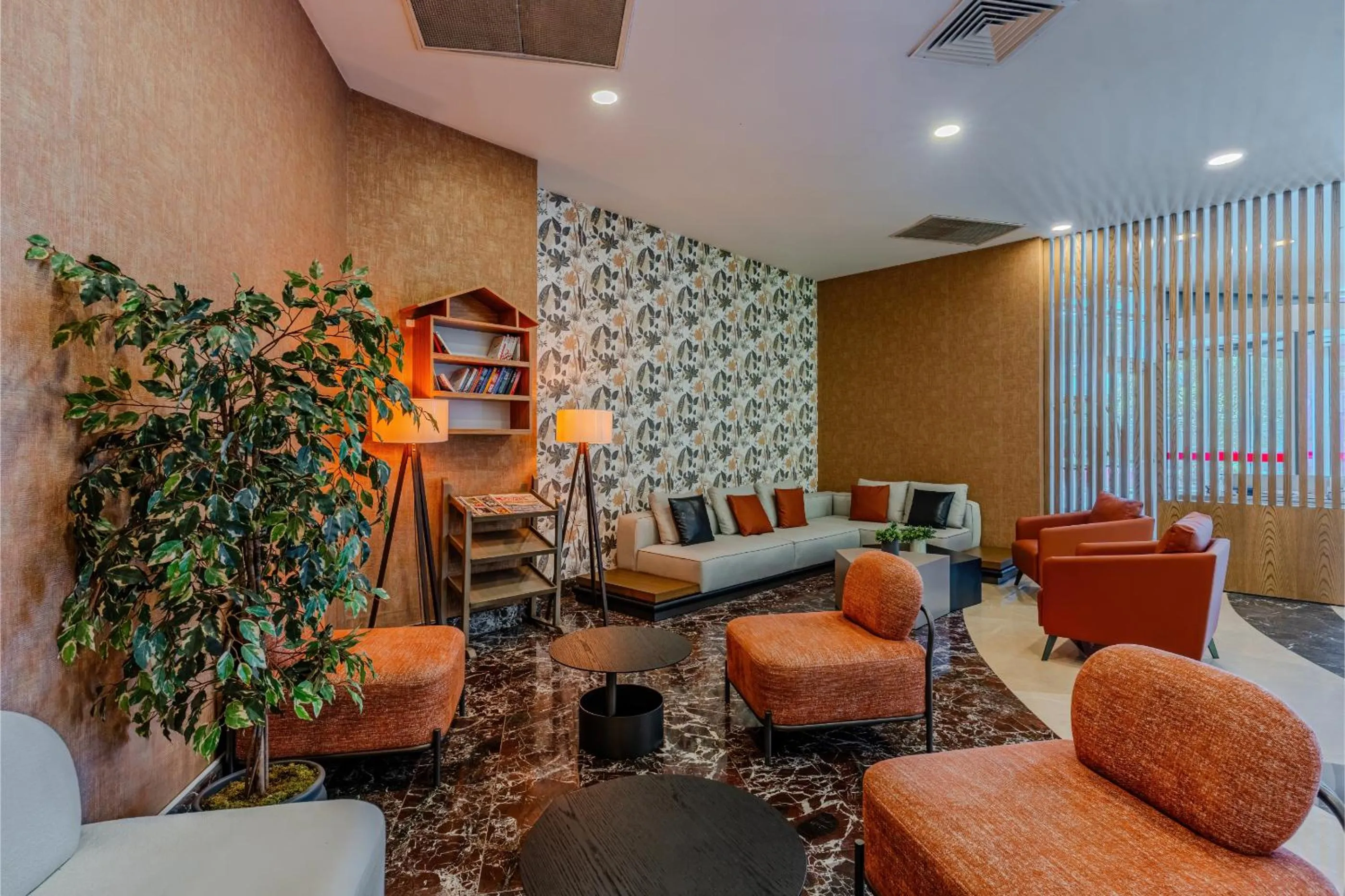 Lobby or reception in Ramada Plaza By Wyndham Izmir