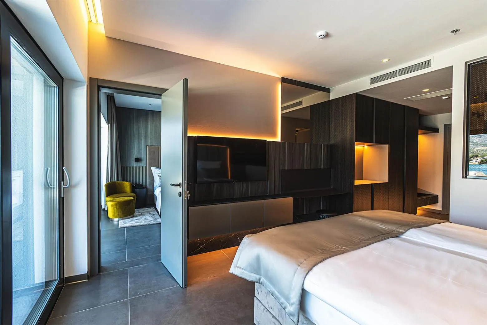 Bedroom in Marinus Beach Hotel