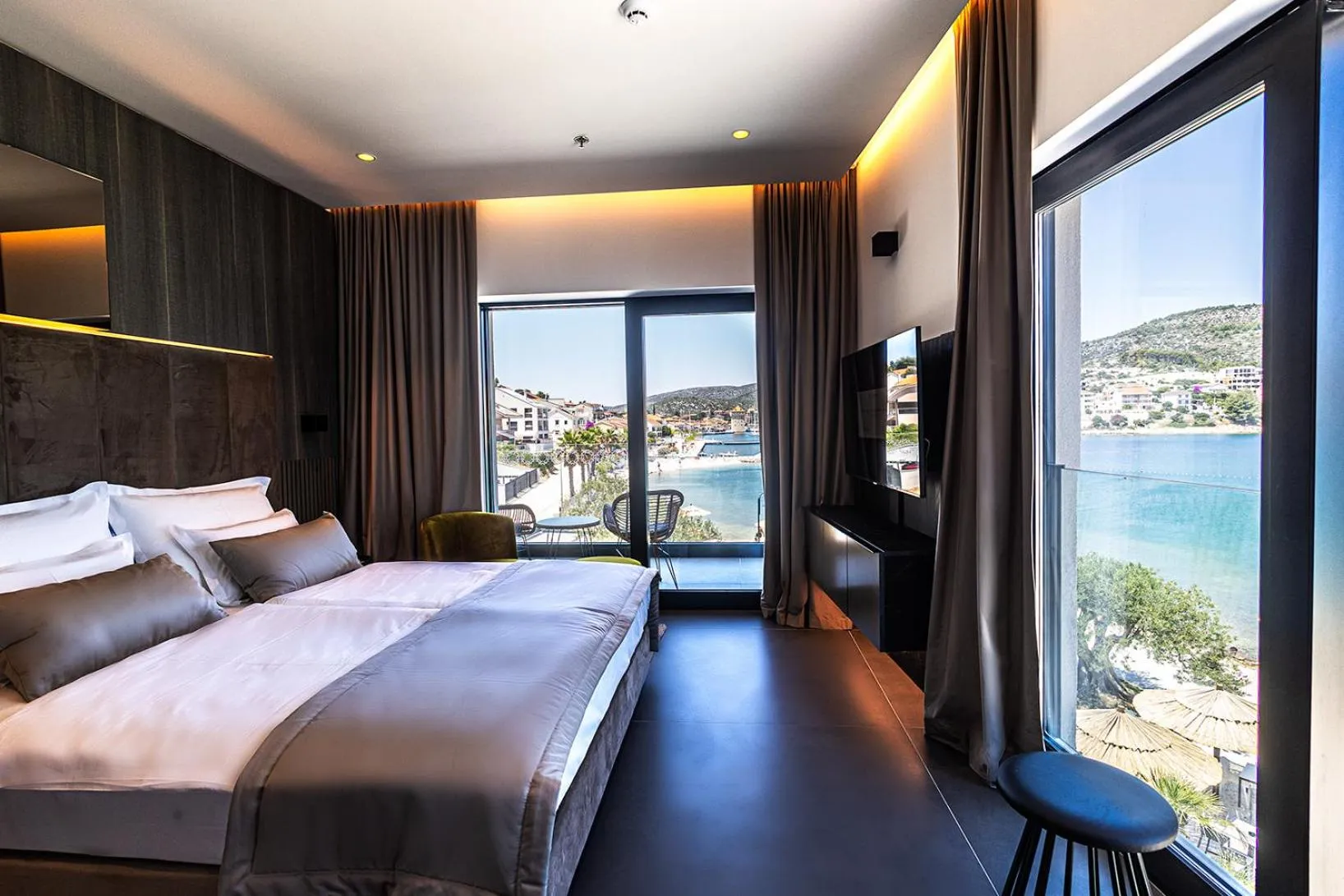 Bedroom in Marinus Beach Hotel