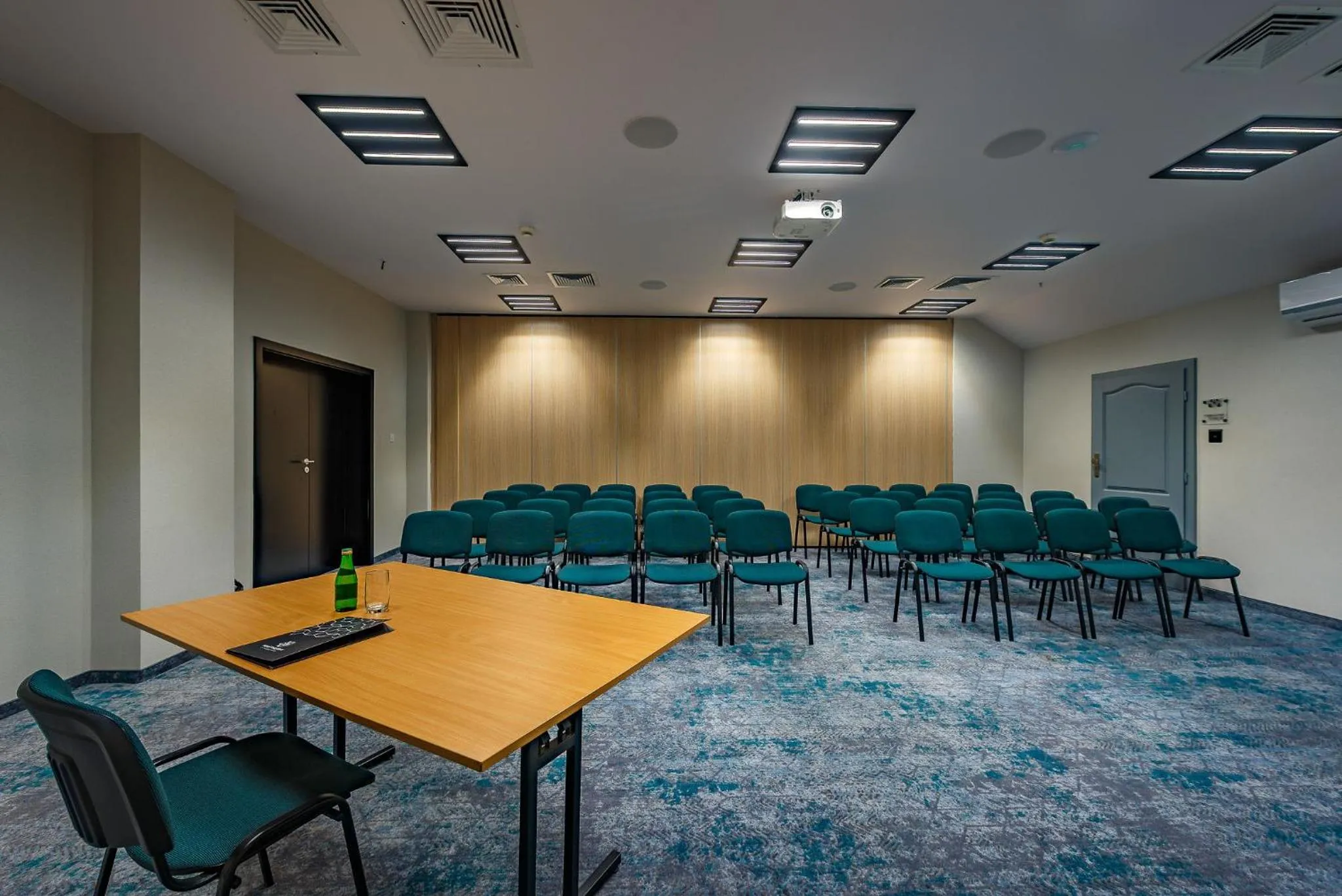 Business facilities in Hotel Prezydent