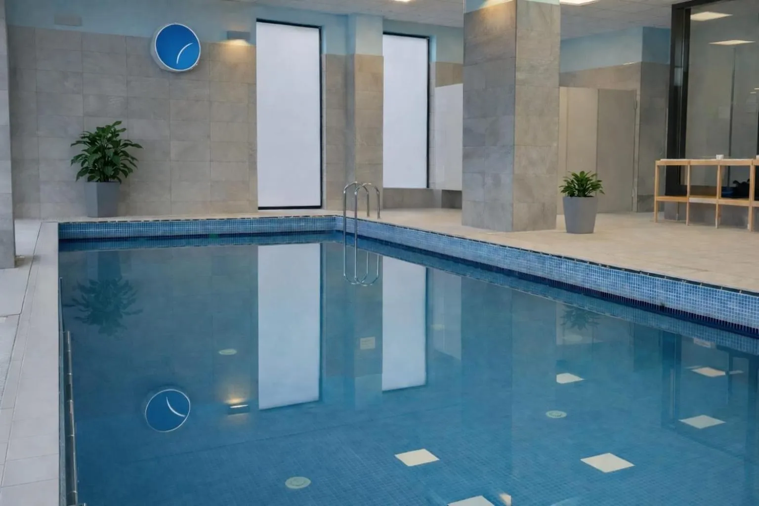 Swimming pool in Weiser Hotel