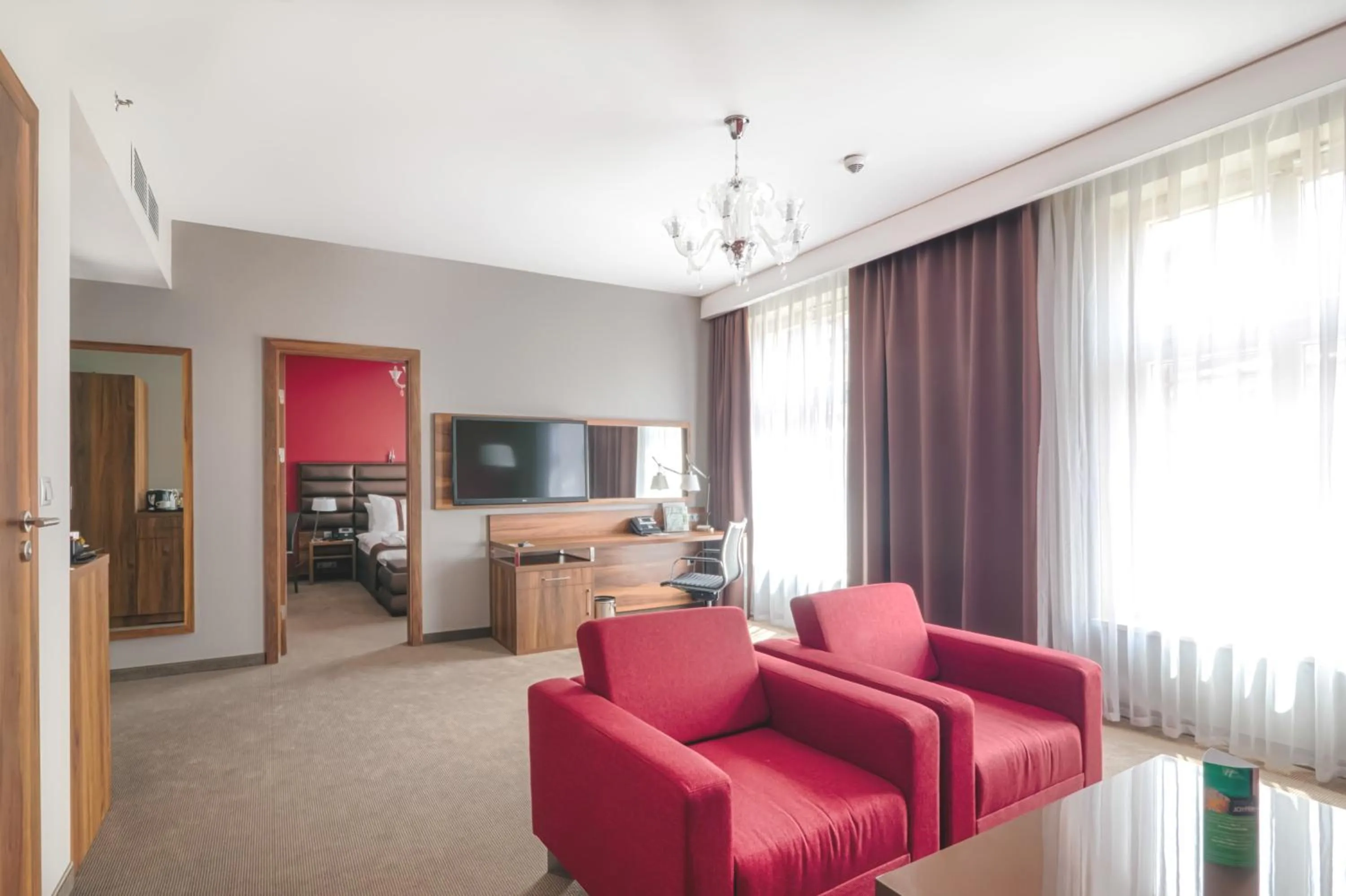 Photo of the whole room in Holiday Inn Krakow City Centre by IHG