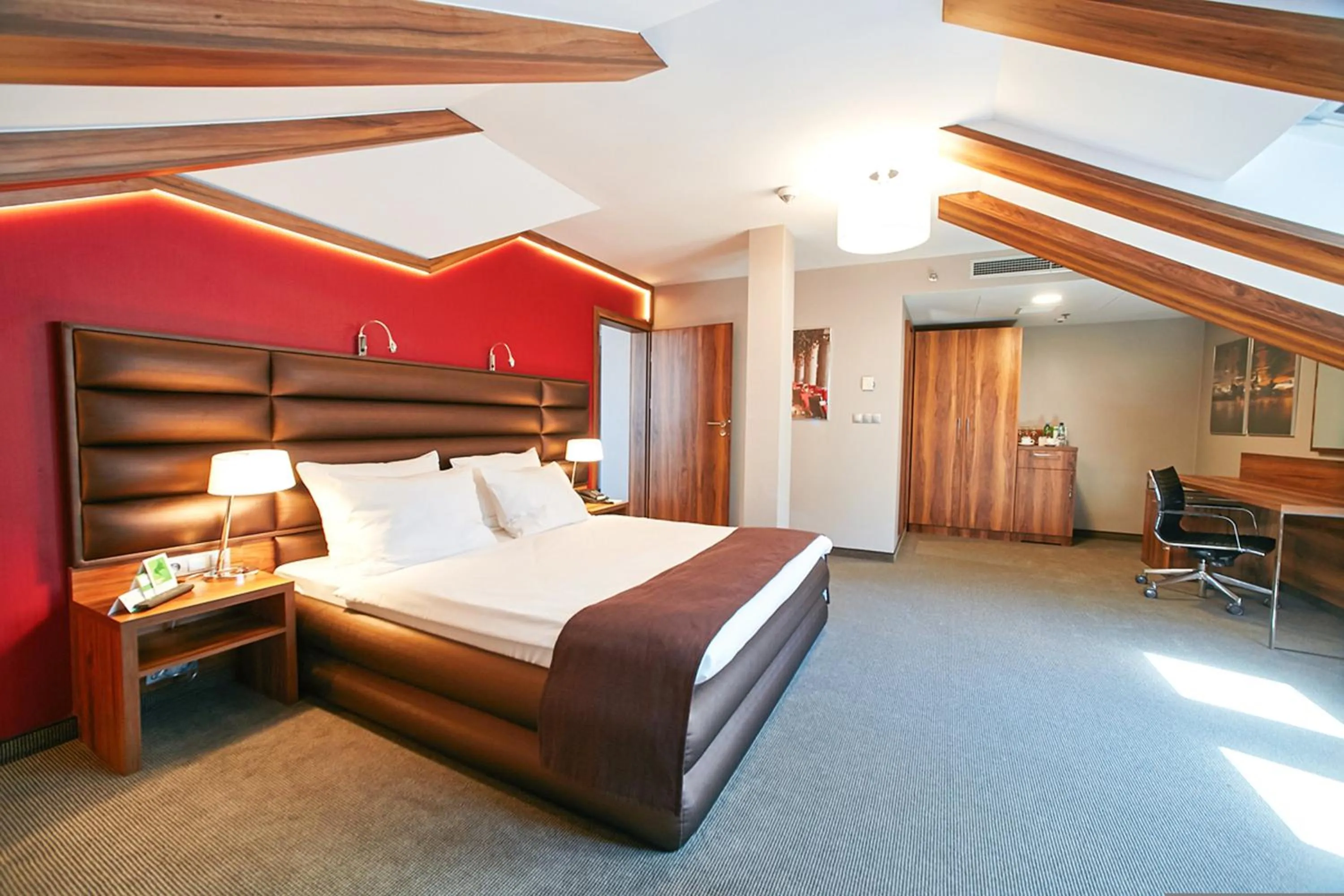 Photo of the whole room, Bed in Holiday Inn Krakow City Centre by IHG