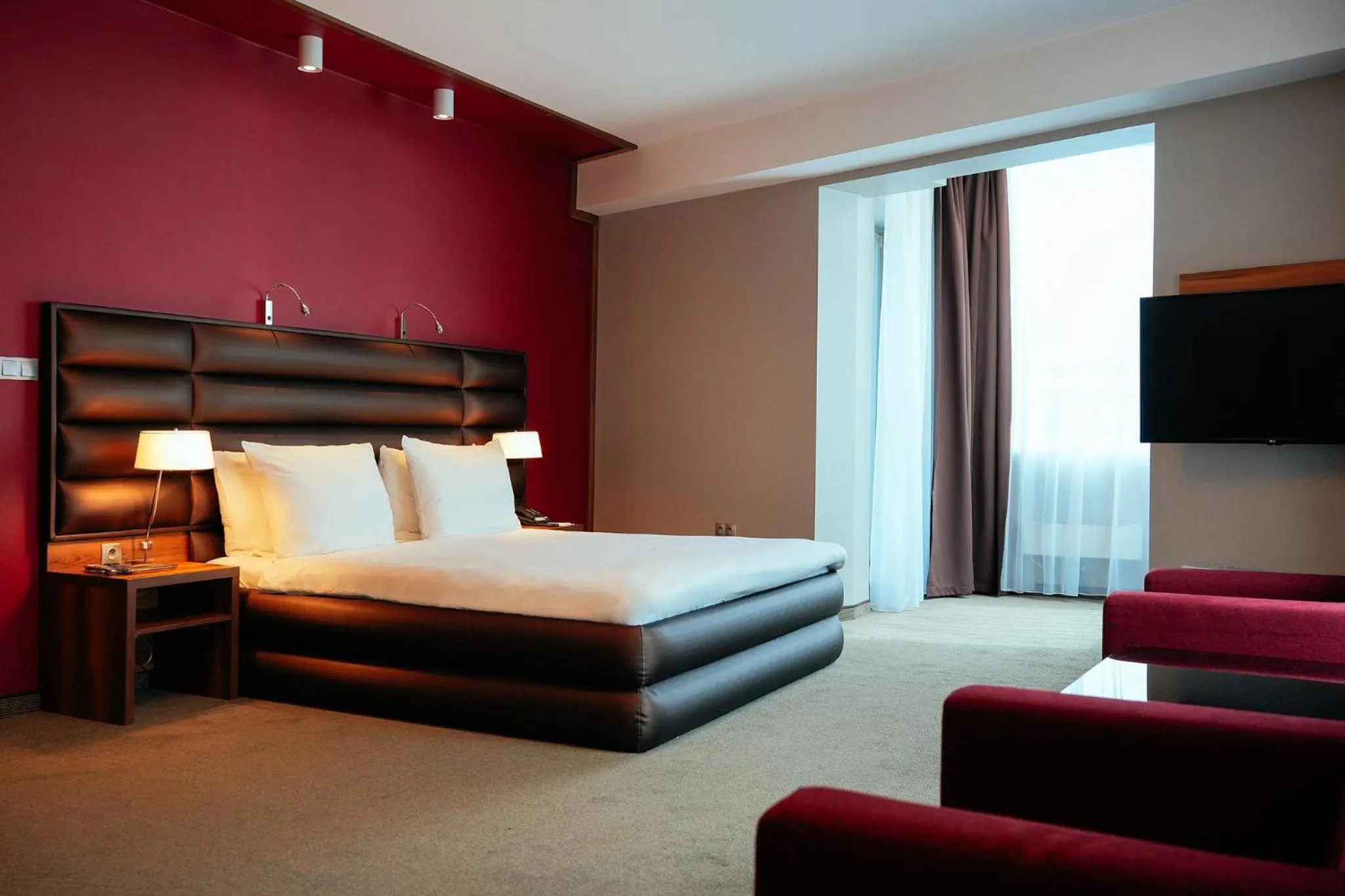 Bedroom, Bed in Holiday Inn Krakow City Centre by IHG