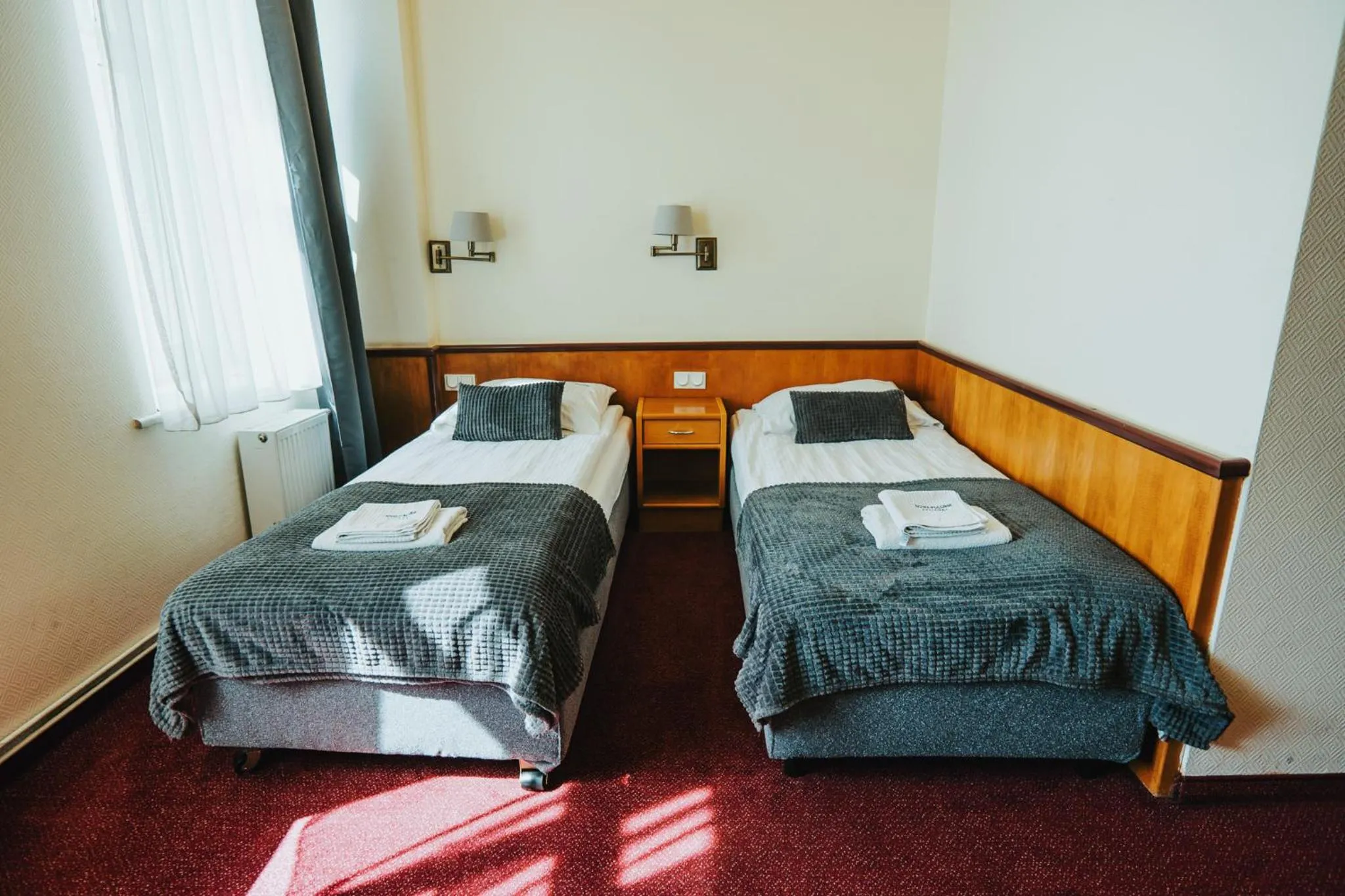 Bed in Polonia Raciborz