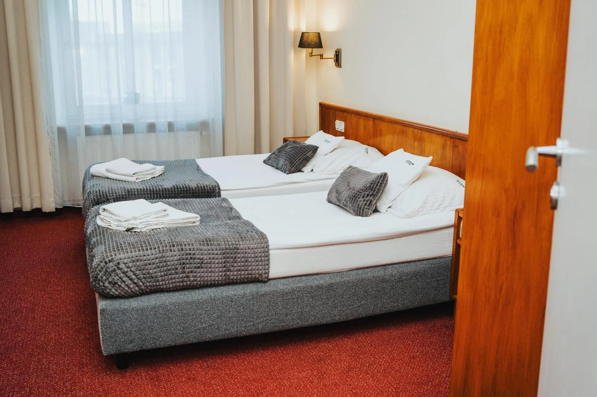 Bed in Polonia Raciborz