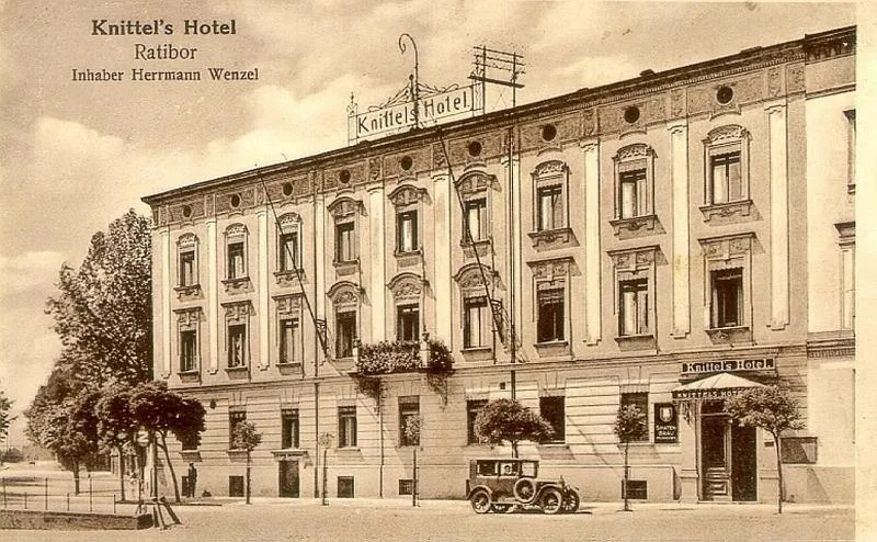 Facade/entrance in Polonia Raciborz
