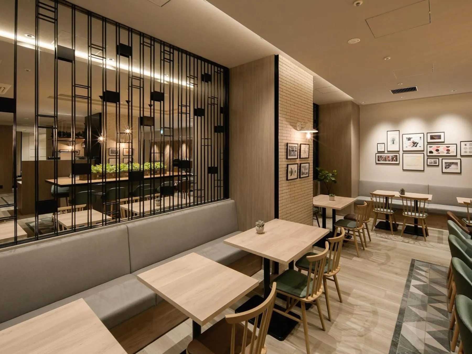 Lounge or bar in Super Hotel Premier Ikebukuro Natural Hot Spring