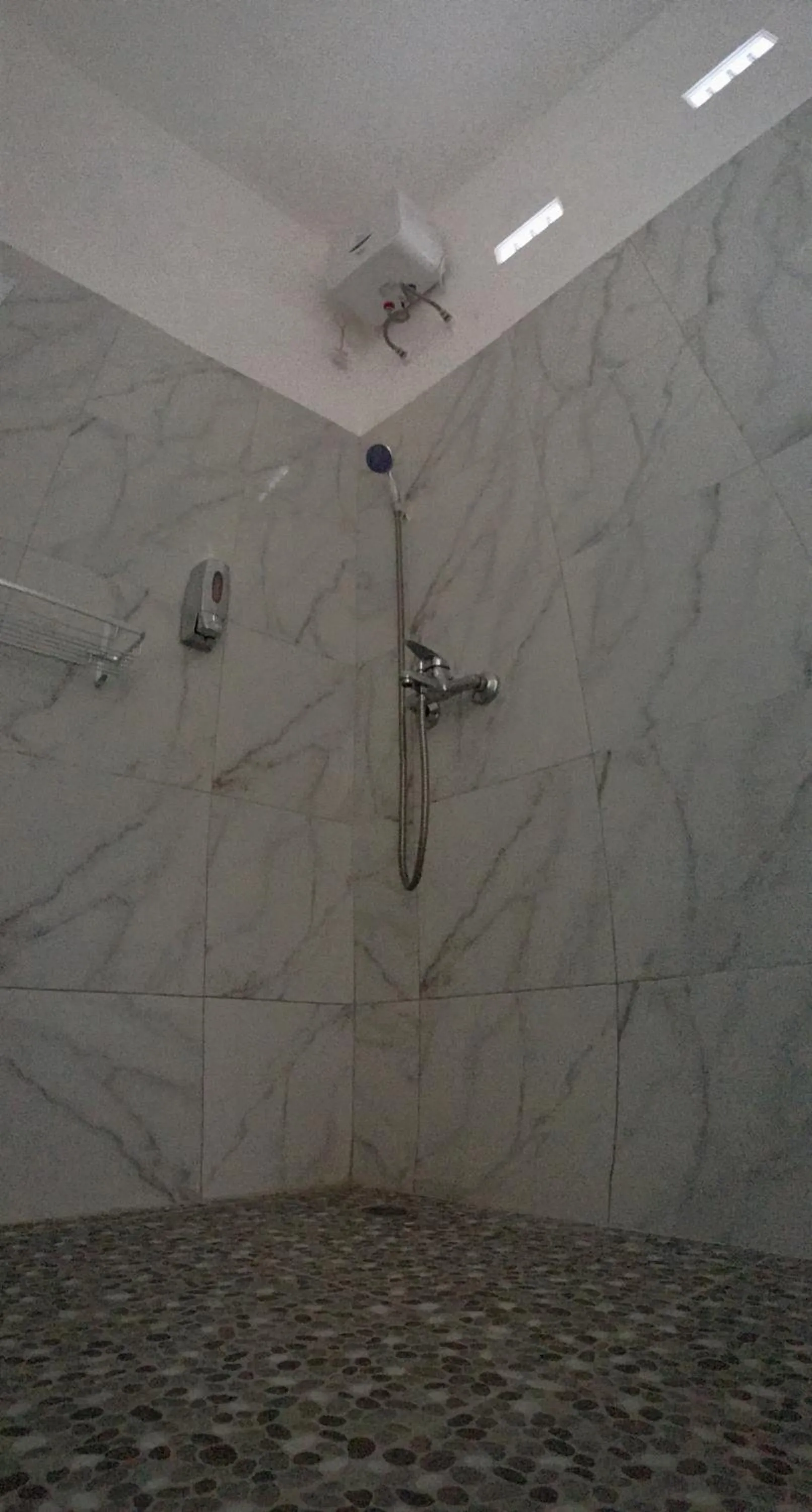 Bathroom in LOPE HOMESTAY