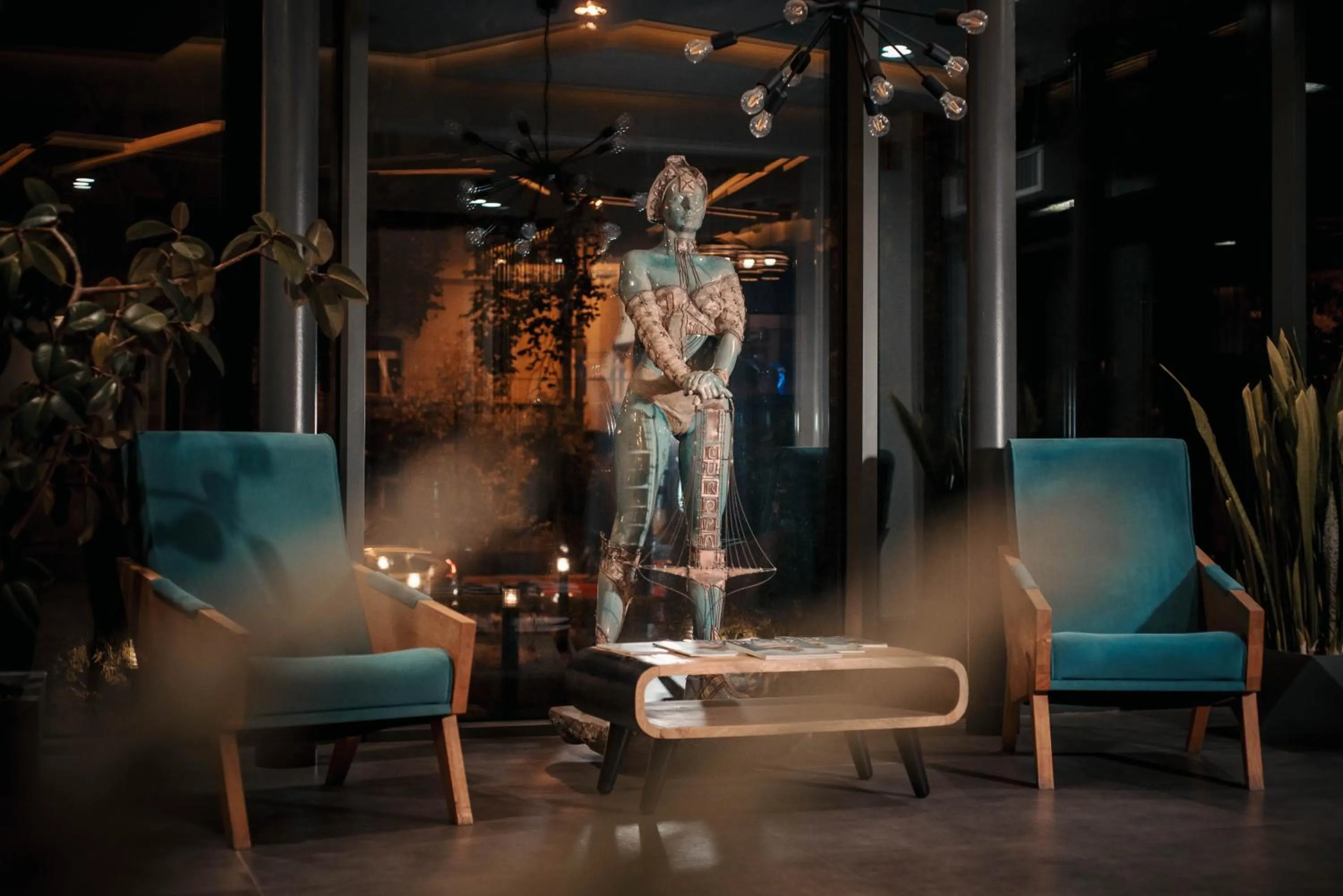 Night in Villa Ozone