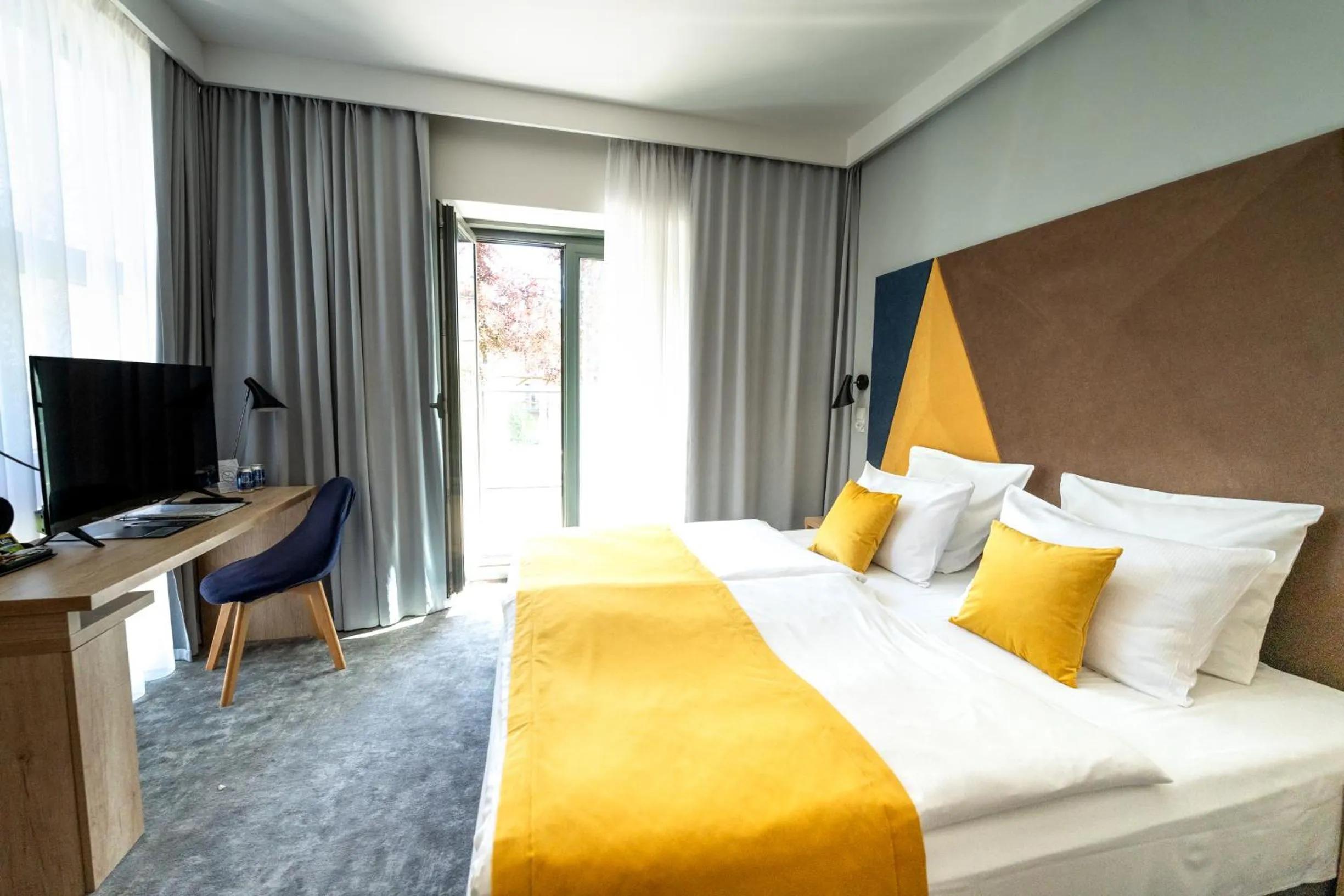 TV and multimedia, Bed in Villa Ozone