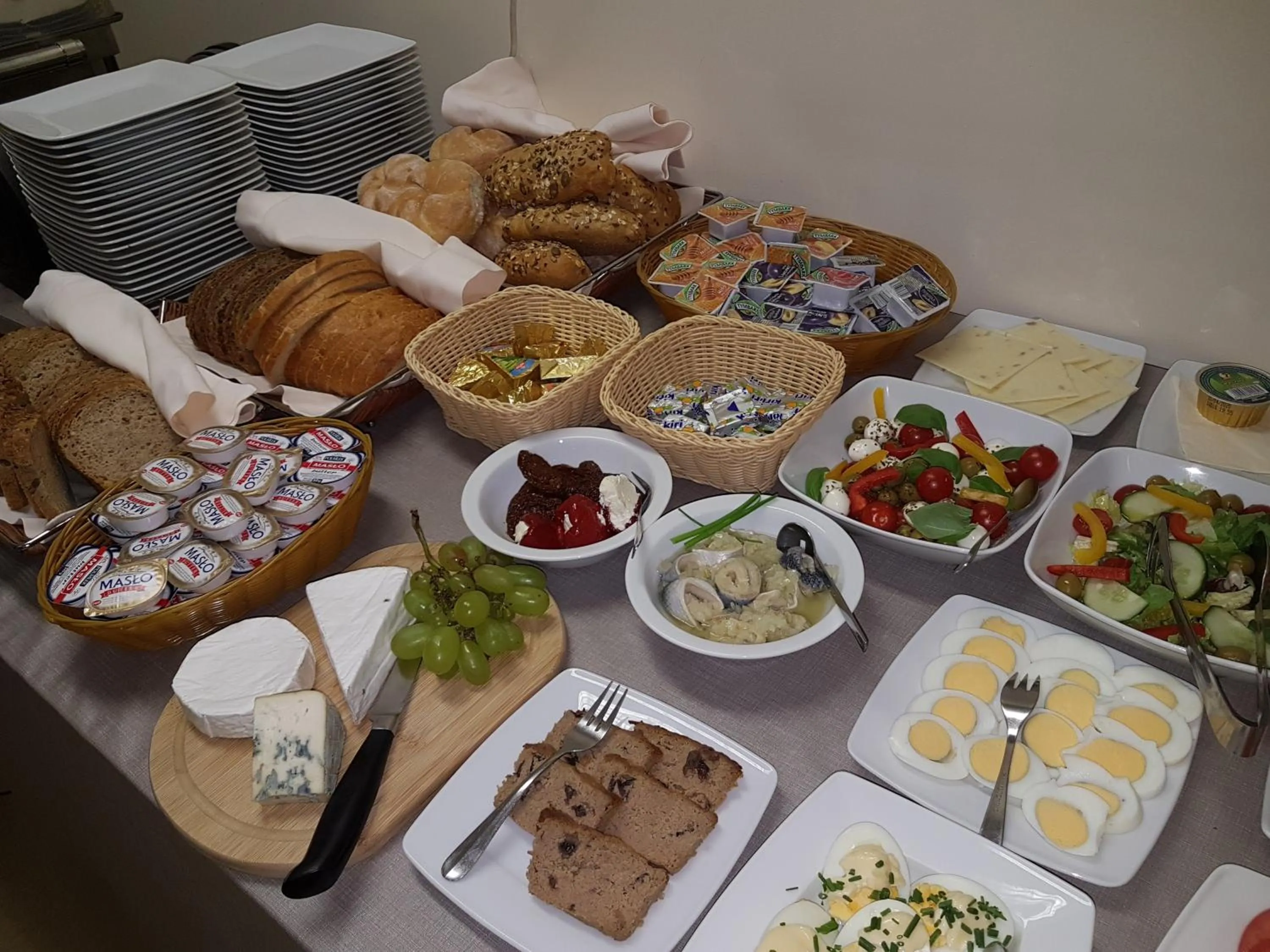 Buffet breakfast in Willa Biala Lilia Old Town