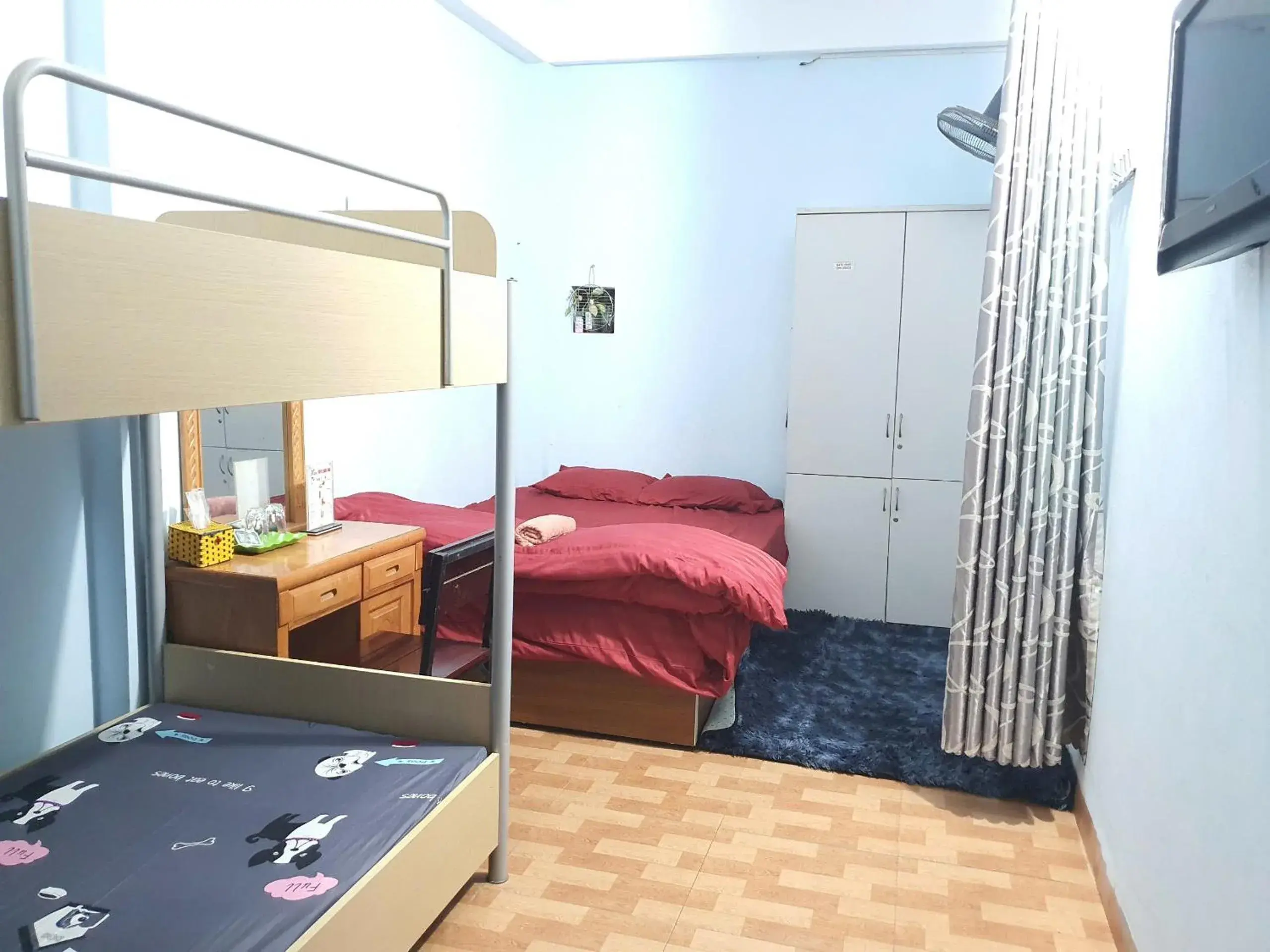 Double or Twin Room with Private External Bathroom in Nha Xanh Ha Long Homestay Double or Twin Room with Private External Bathroom in Nha Xanh Ha Long Homestay