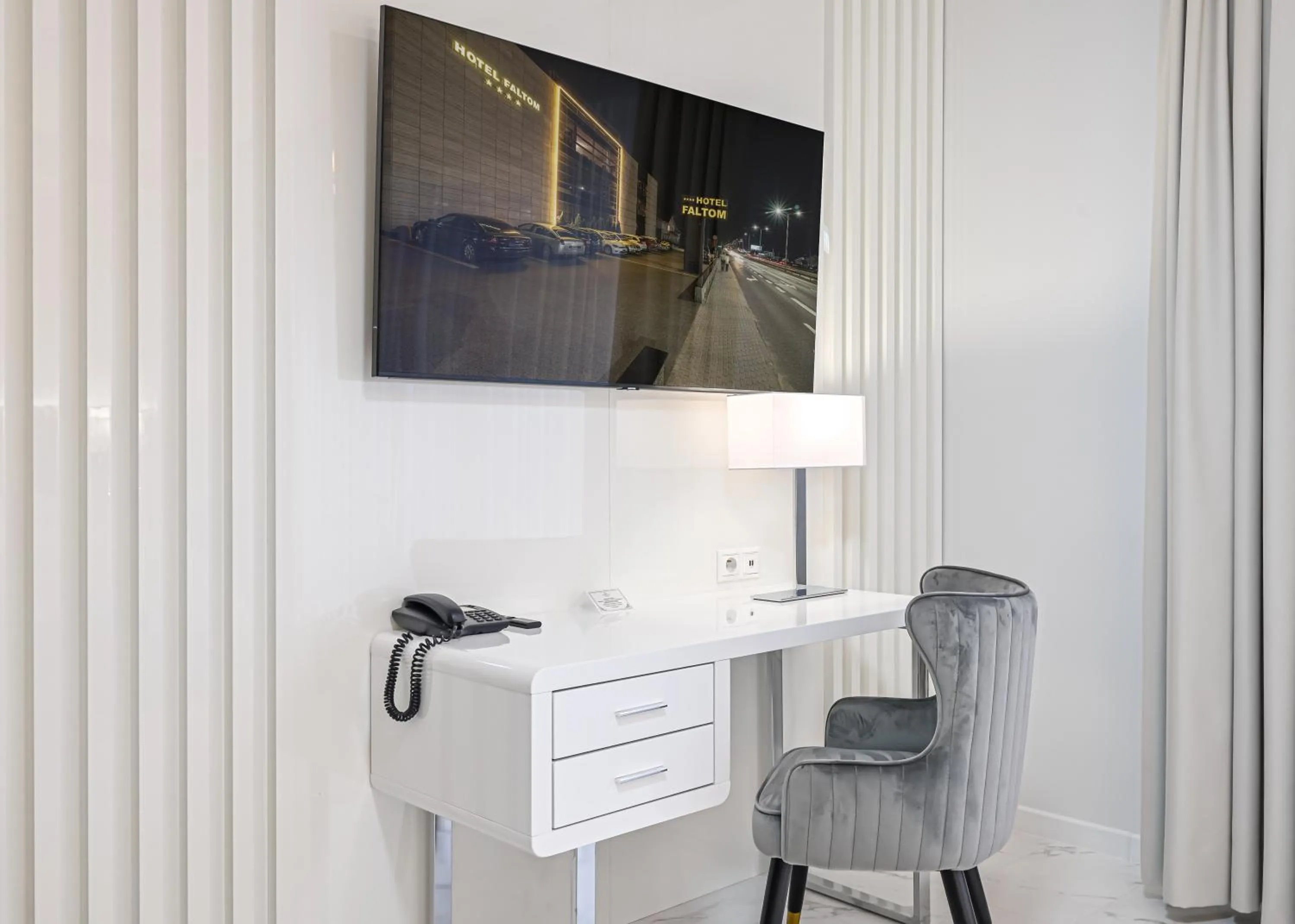 TV and multimedia in Hotel SPA Faltom Gdynia Rumia