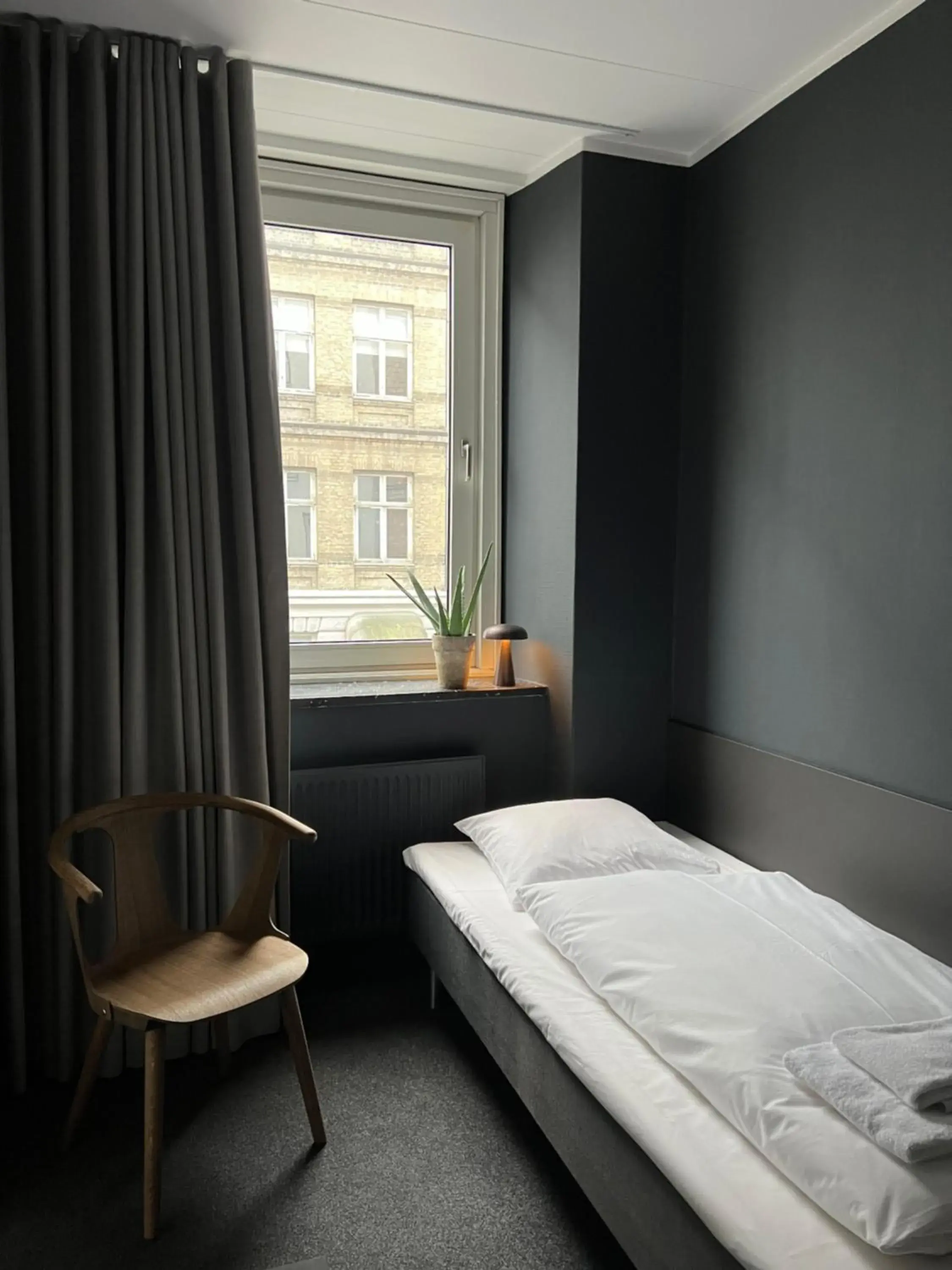 Premium Single Room in Hotel Maritime Premium Single Room in Hotel Maritime