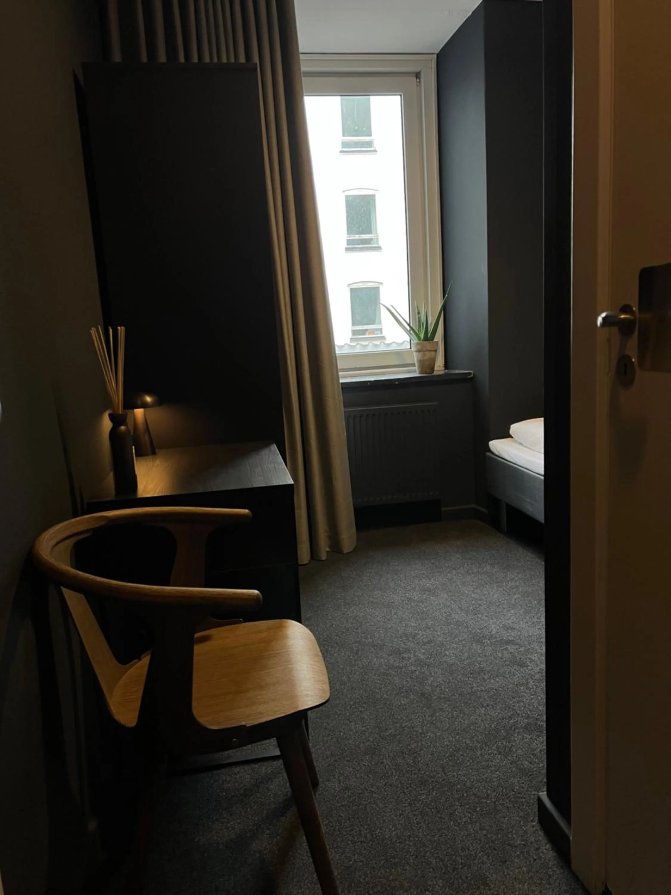 Photo of the whole room, Bed in Hotel Maritime