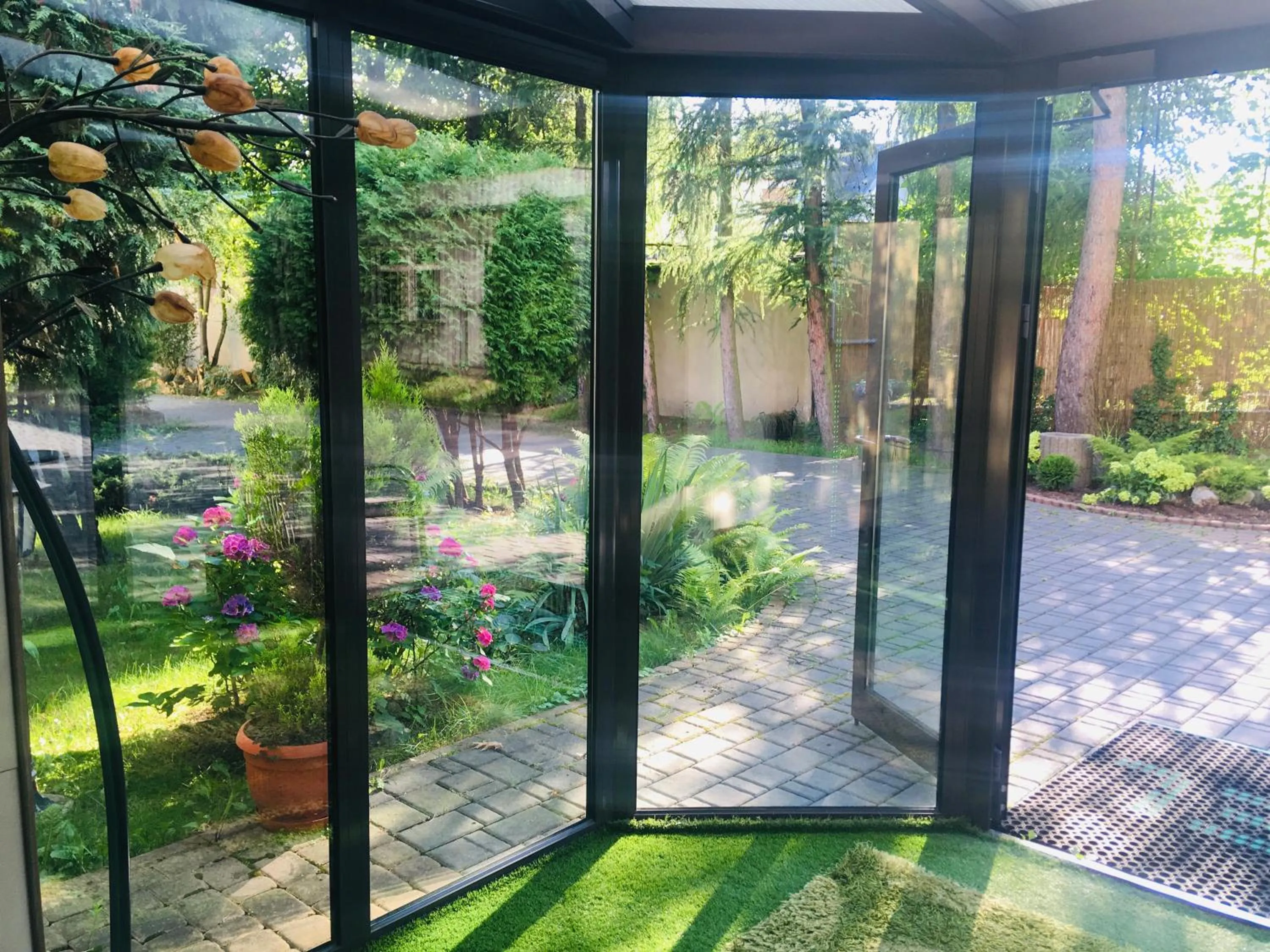 Garden in Hotel Leopolis