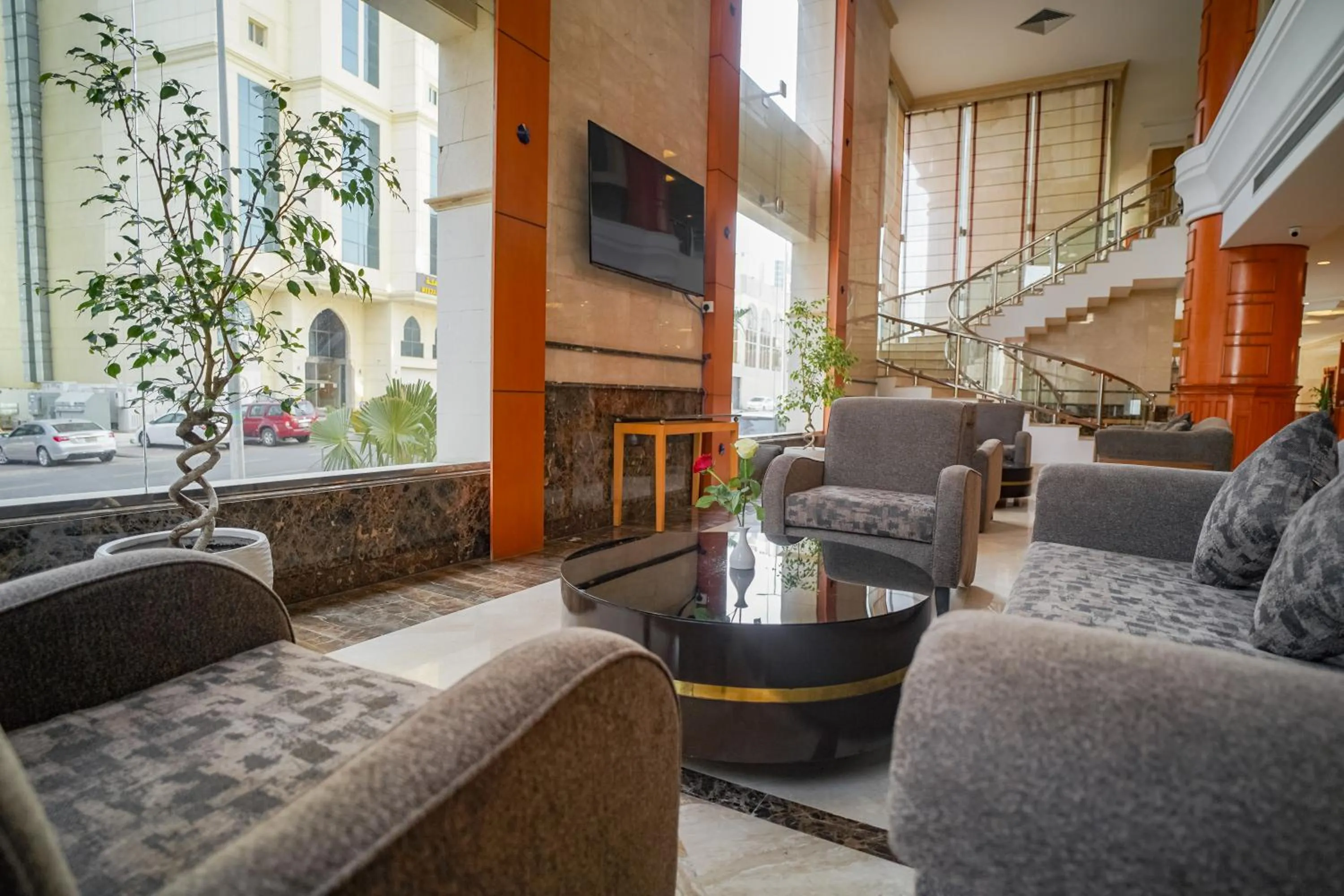 TV and multimedia in Emaar Al Noor