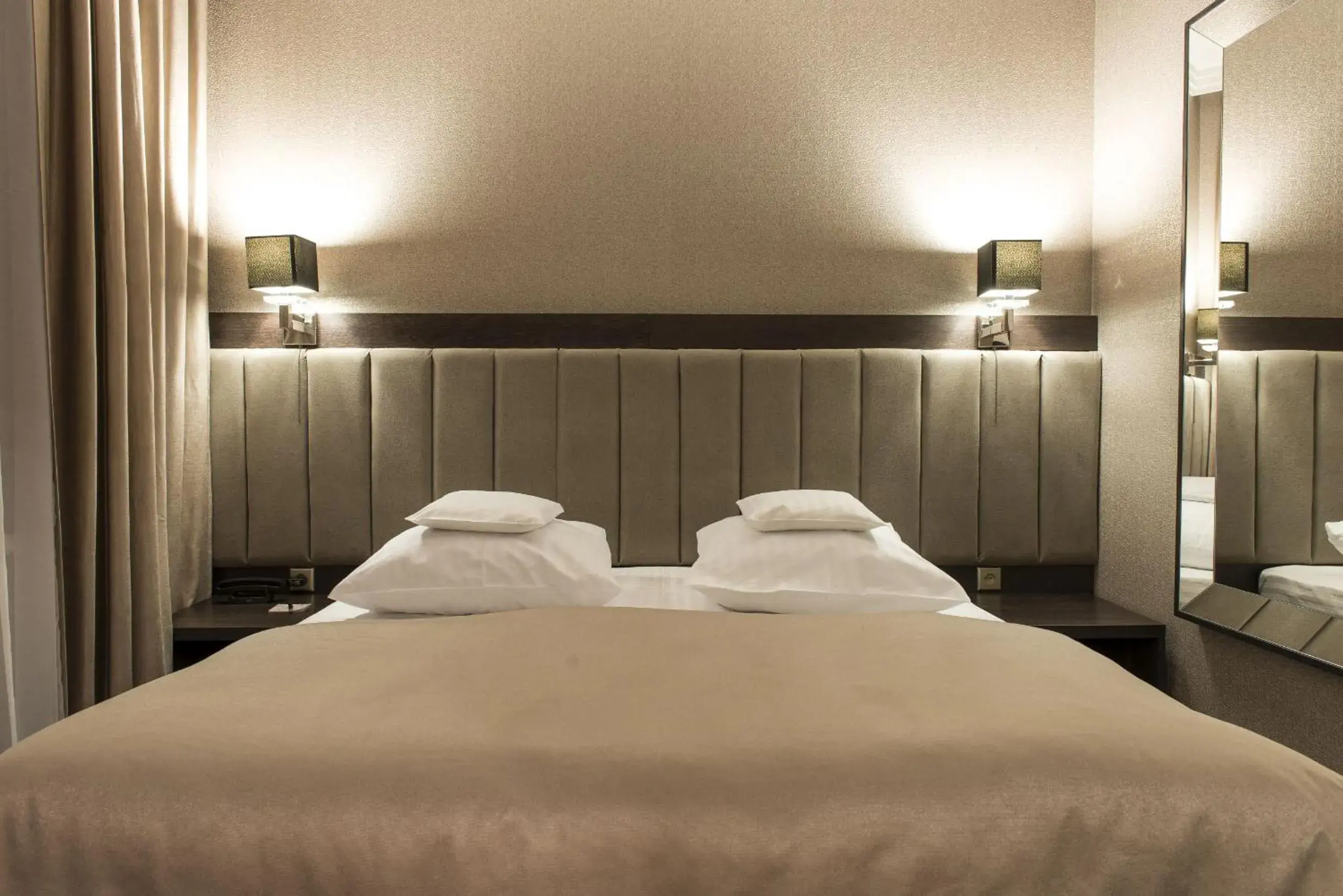 Deluxe Double Room in Hotel Europa Deluxe Double Room in Hotel Europa