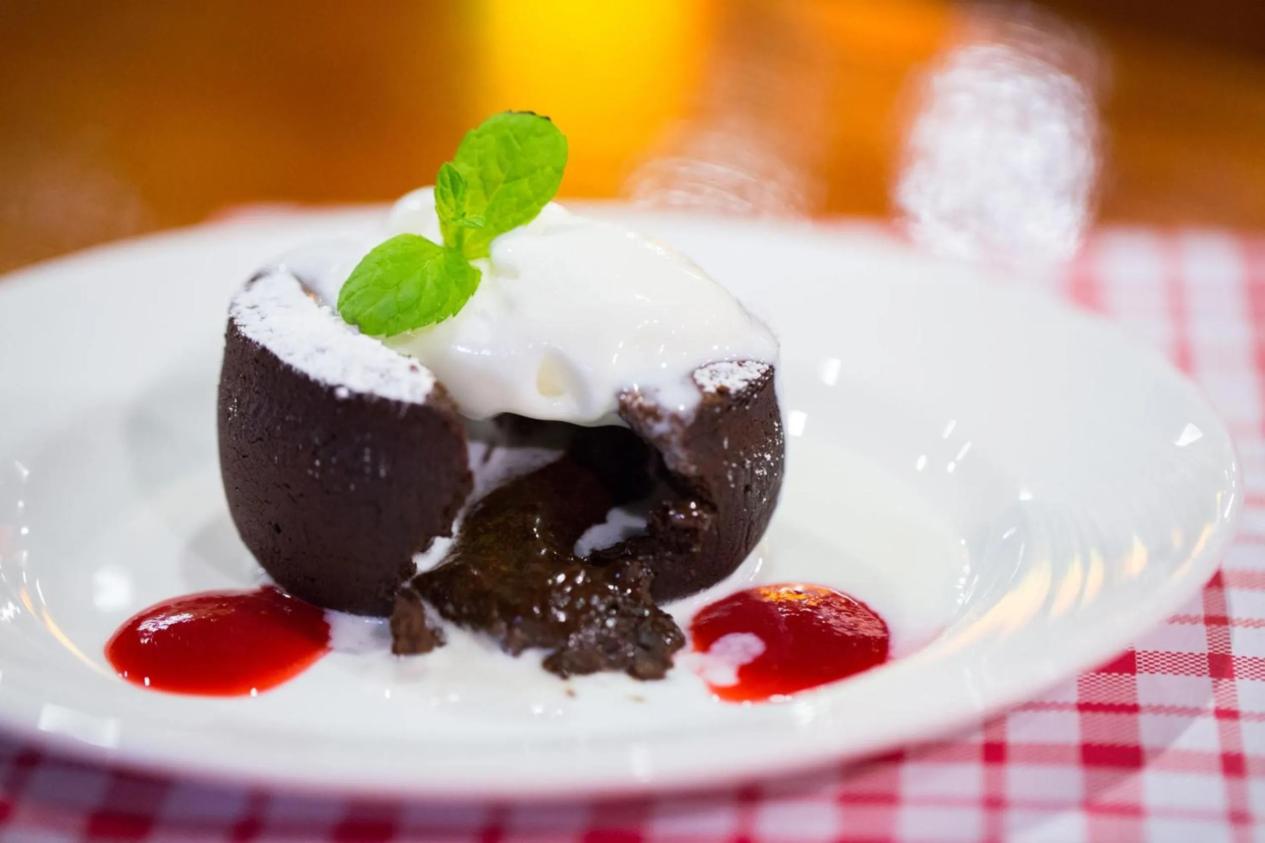 Restaurant/places to eat in Hotel Europa