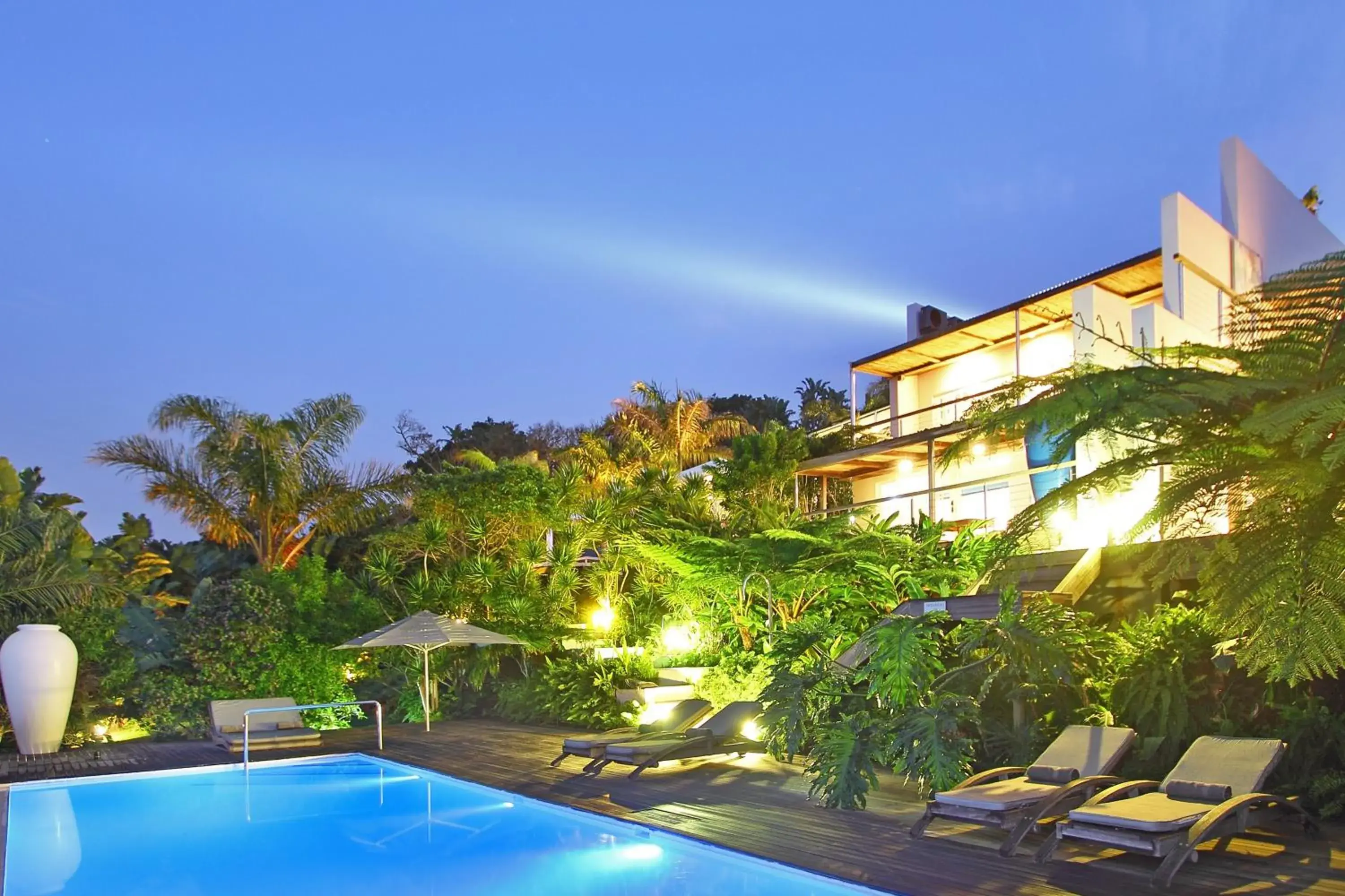 Garden in Days At Sea Beach Lodge Garden in Days At Sea Beach Lodge