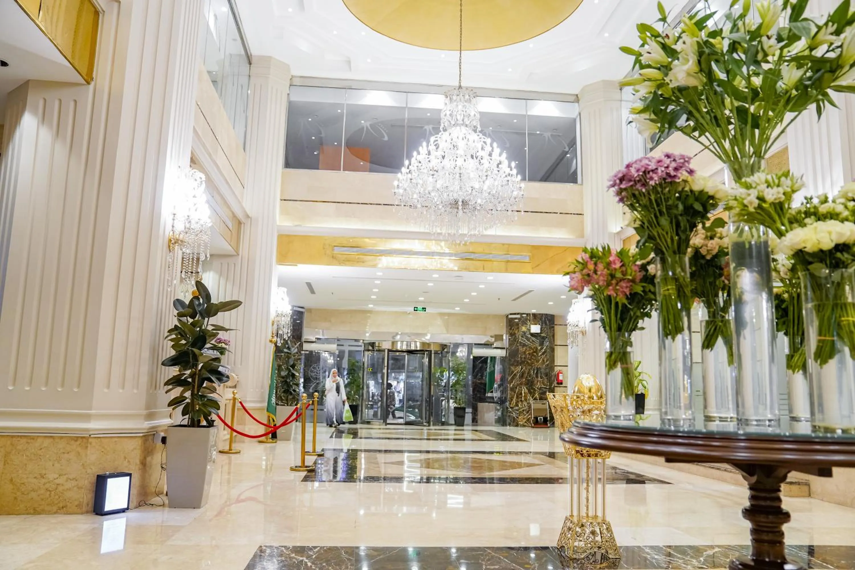 Lobby or reception in Emaar Al Manar