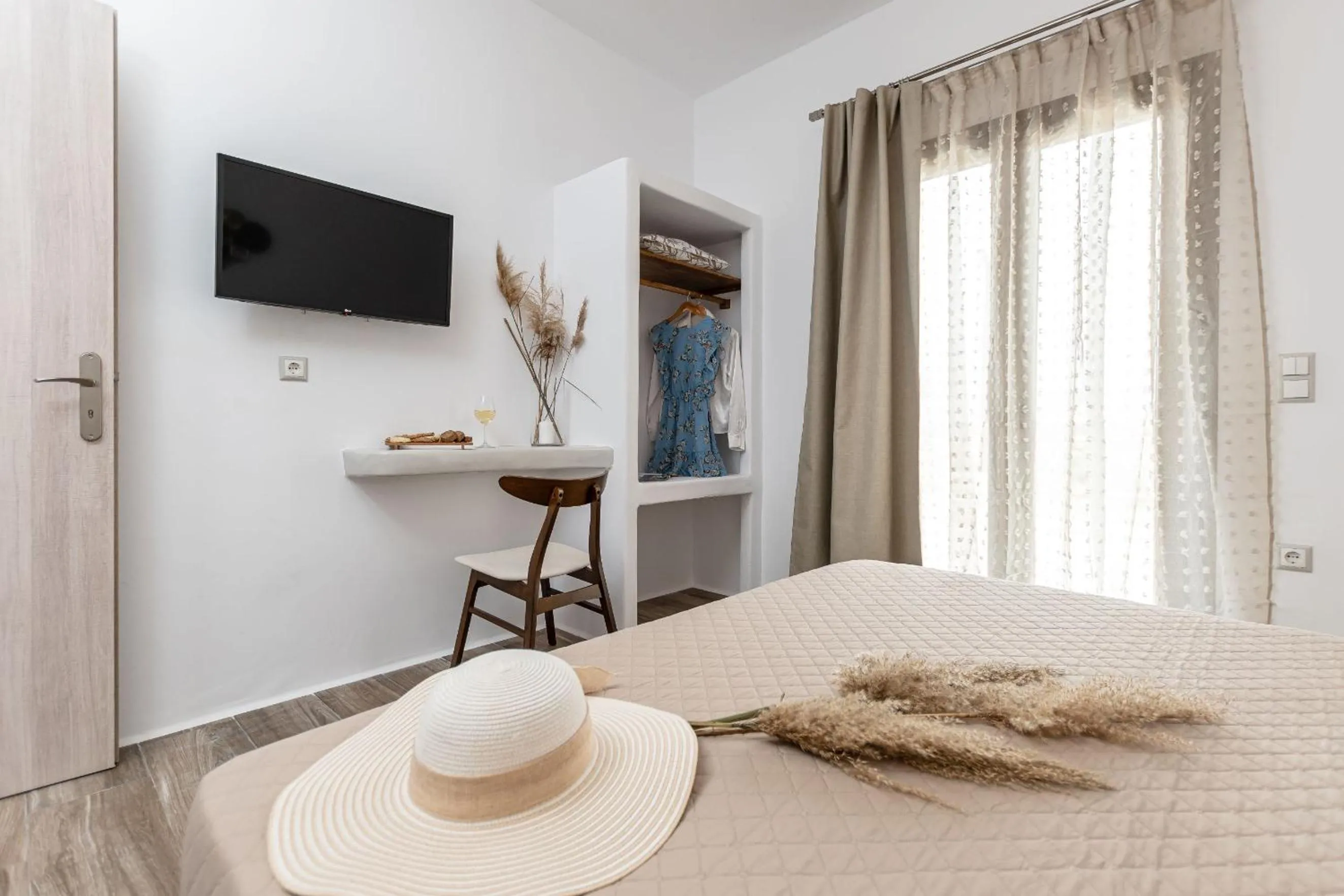 Family Suite in Naxian Air