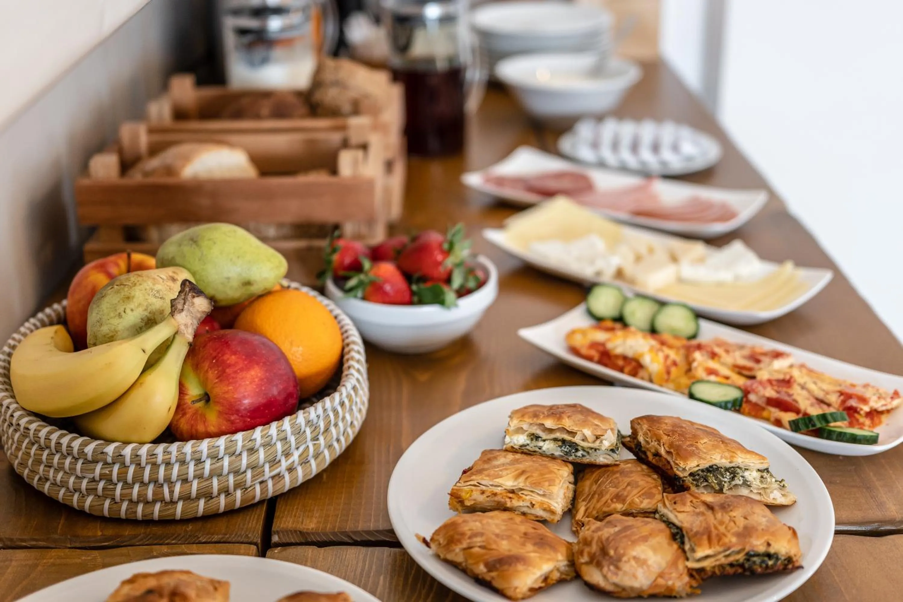 Buffet breakfast in Naxian Air