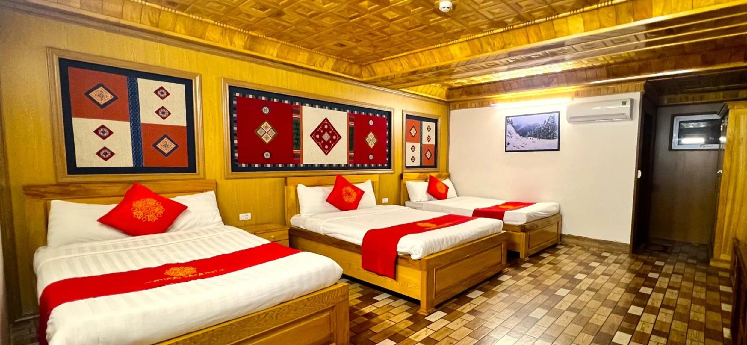 Bed in London Sa Pa Hotel