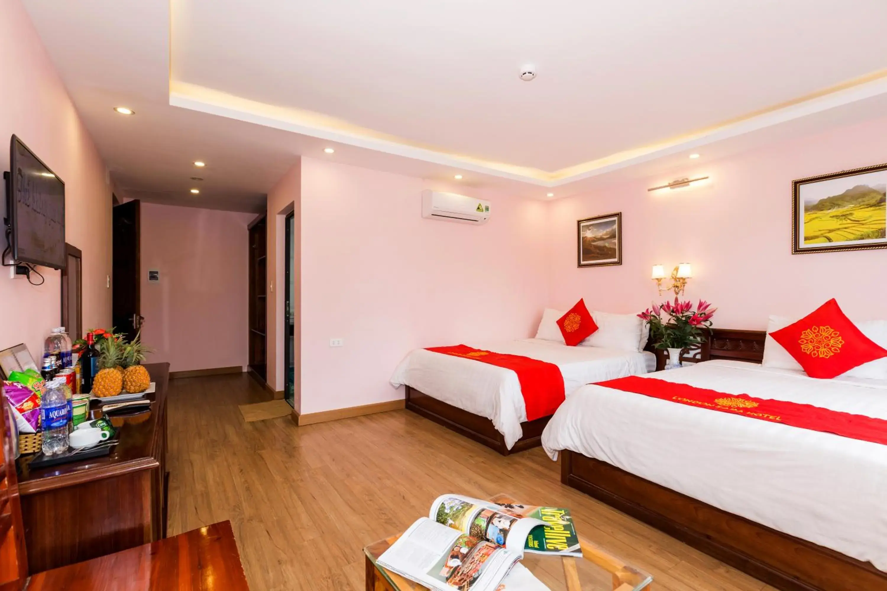 Twin Room with Mountain View in London Sa Pa Hotel Twin Room with Mountain View in London Sa Pa Hotel