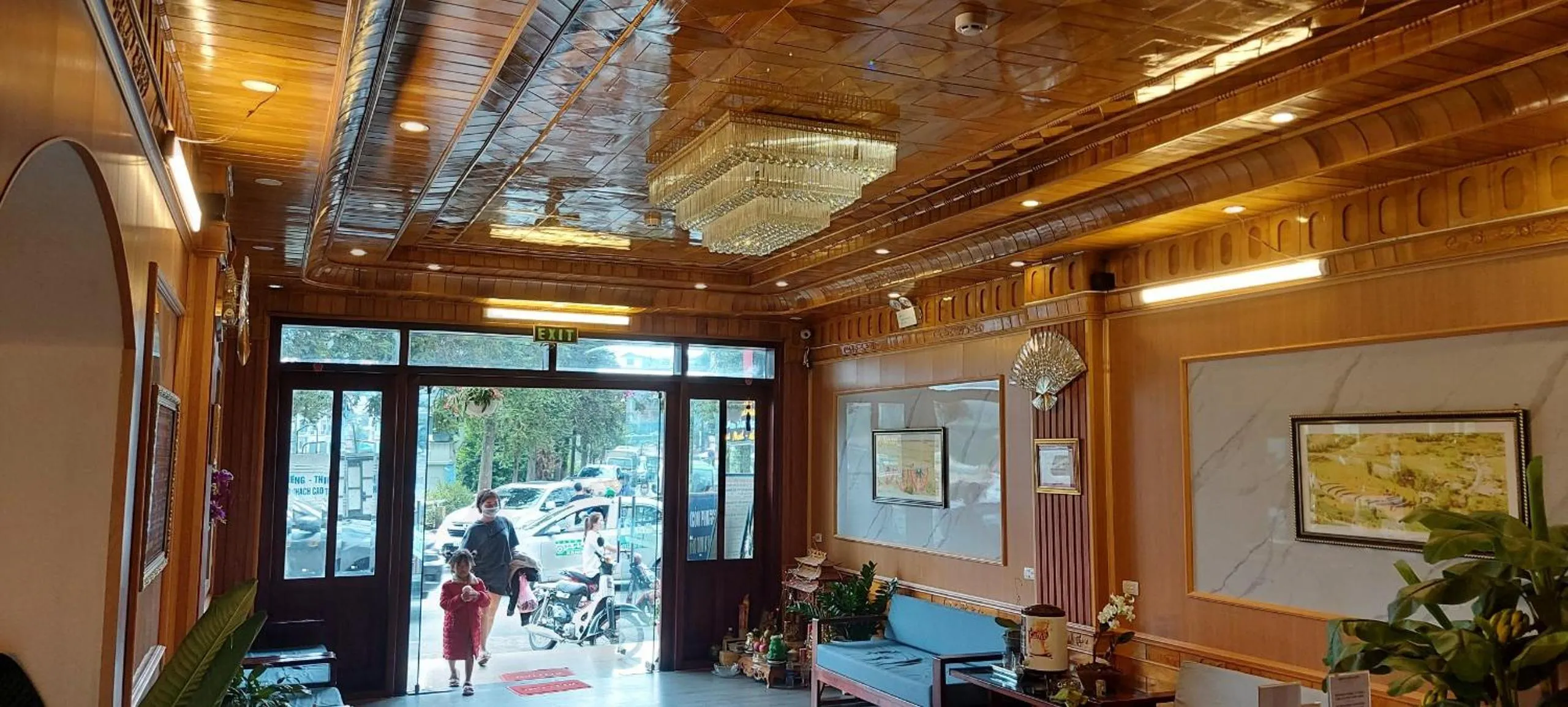 Property building in London Sa Pa Hotel