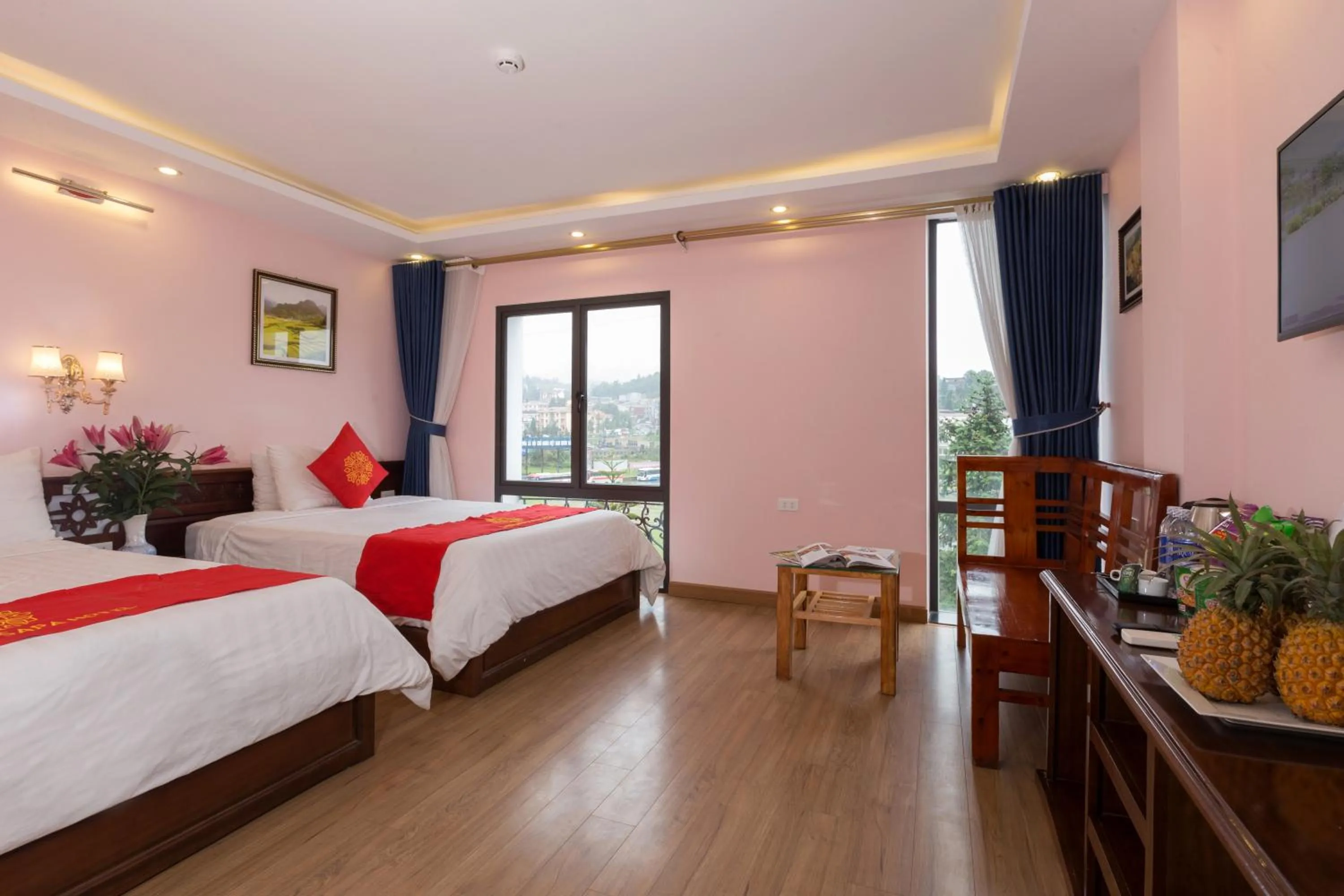 Bedroom, Bed in London Sa Pa Hotel