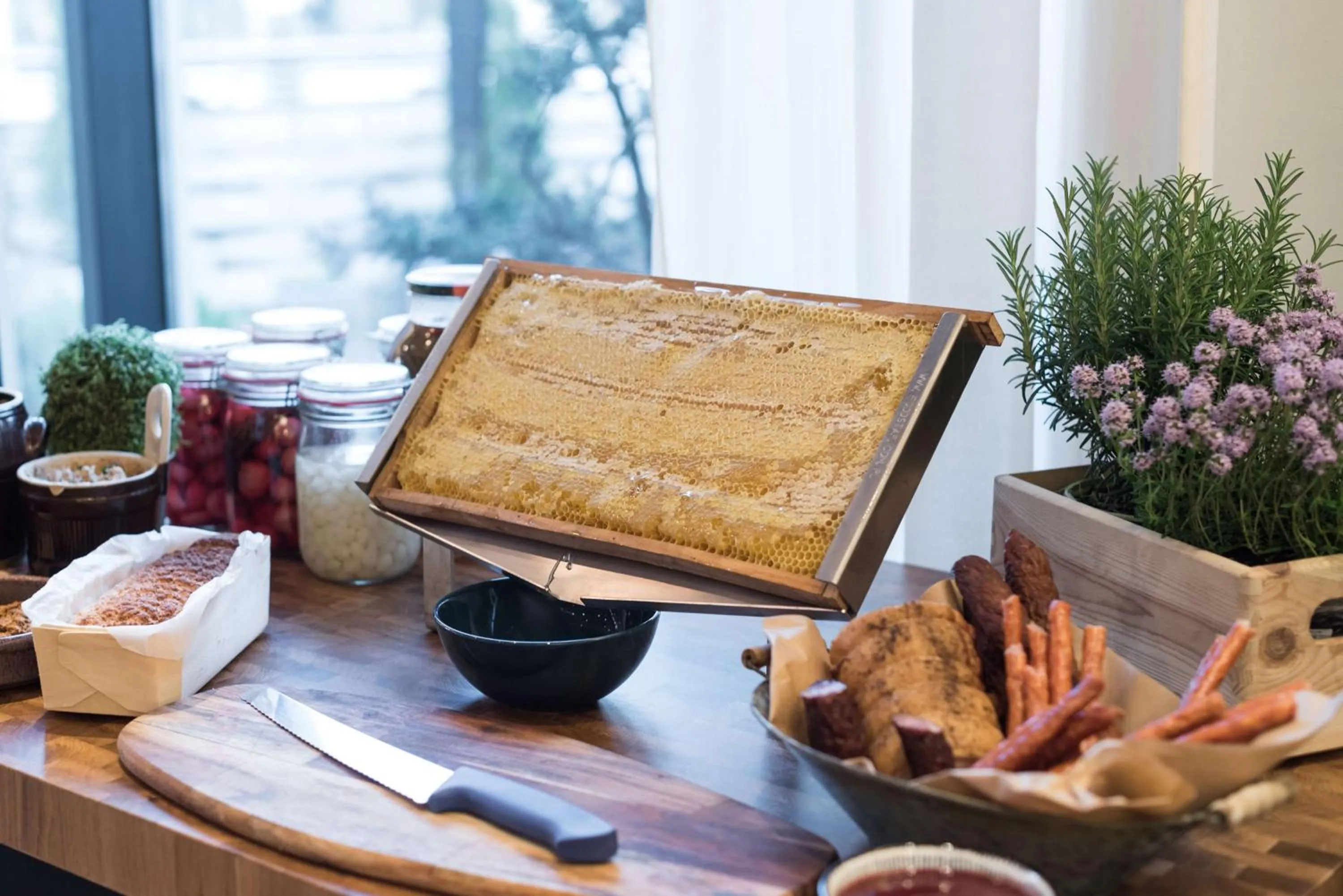 Restaurant/places to eat in Scandic Gdańsk