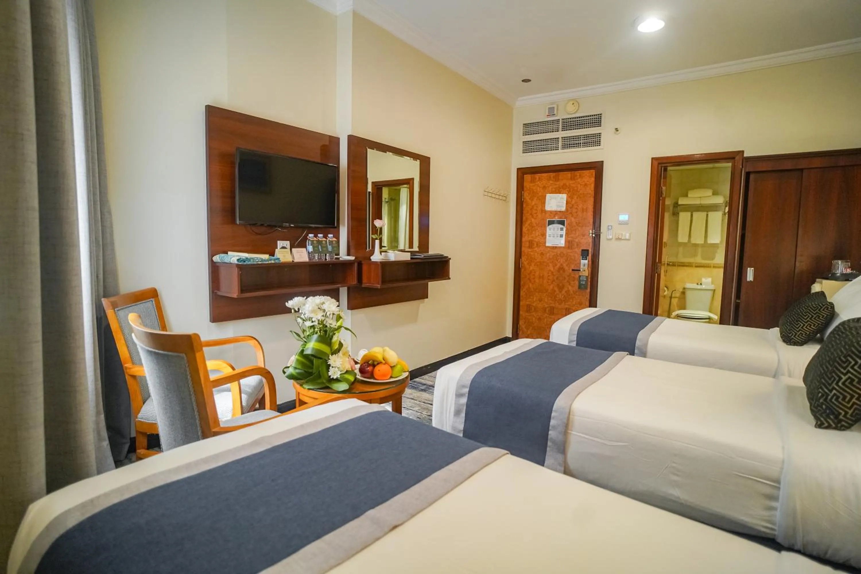 TV and multimedia, Bed in Emaar Al Khalil