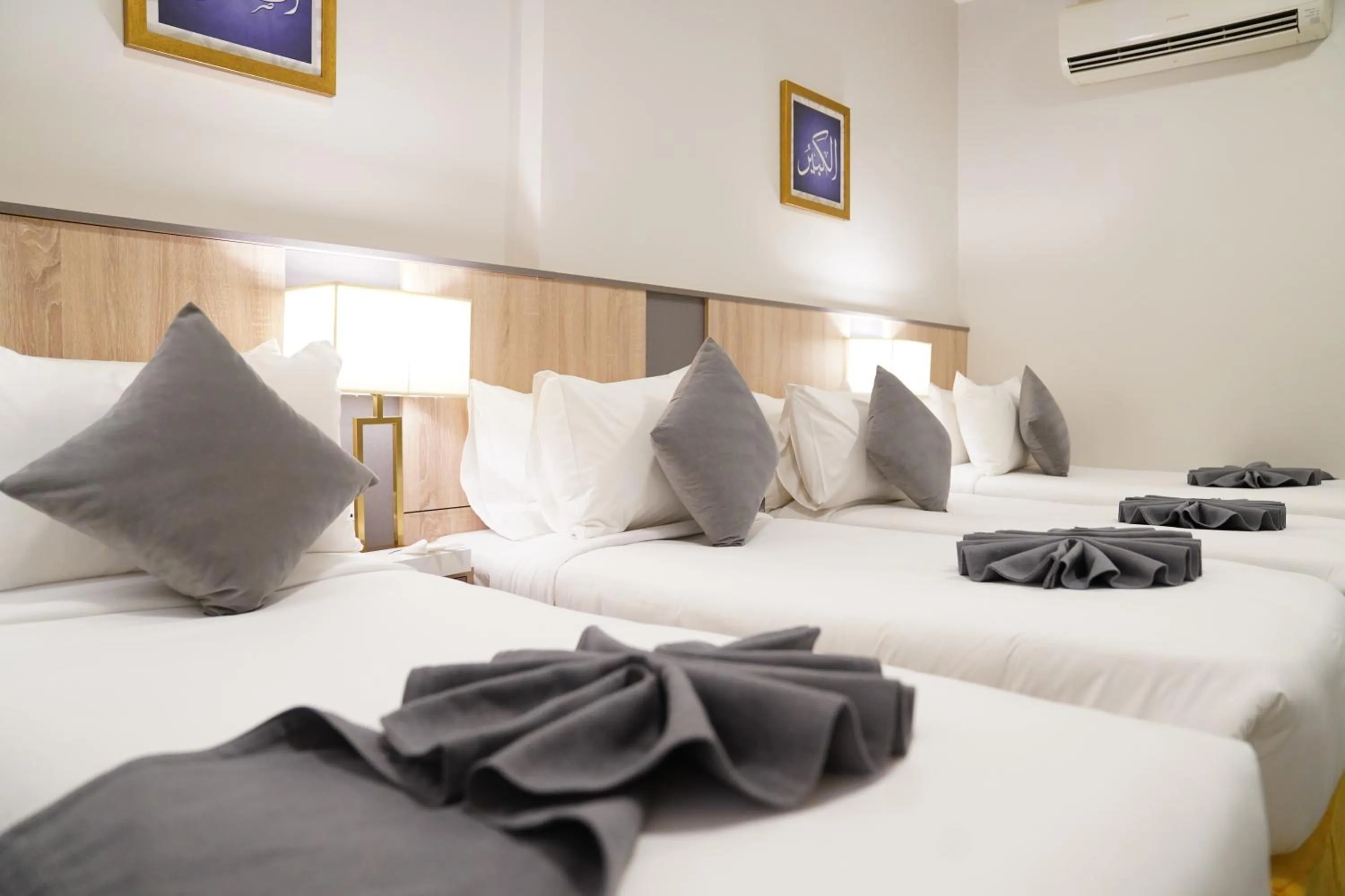 Photo of the whole room, Bed in Emaar Andalusia