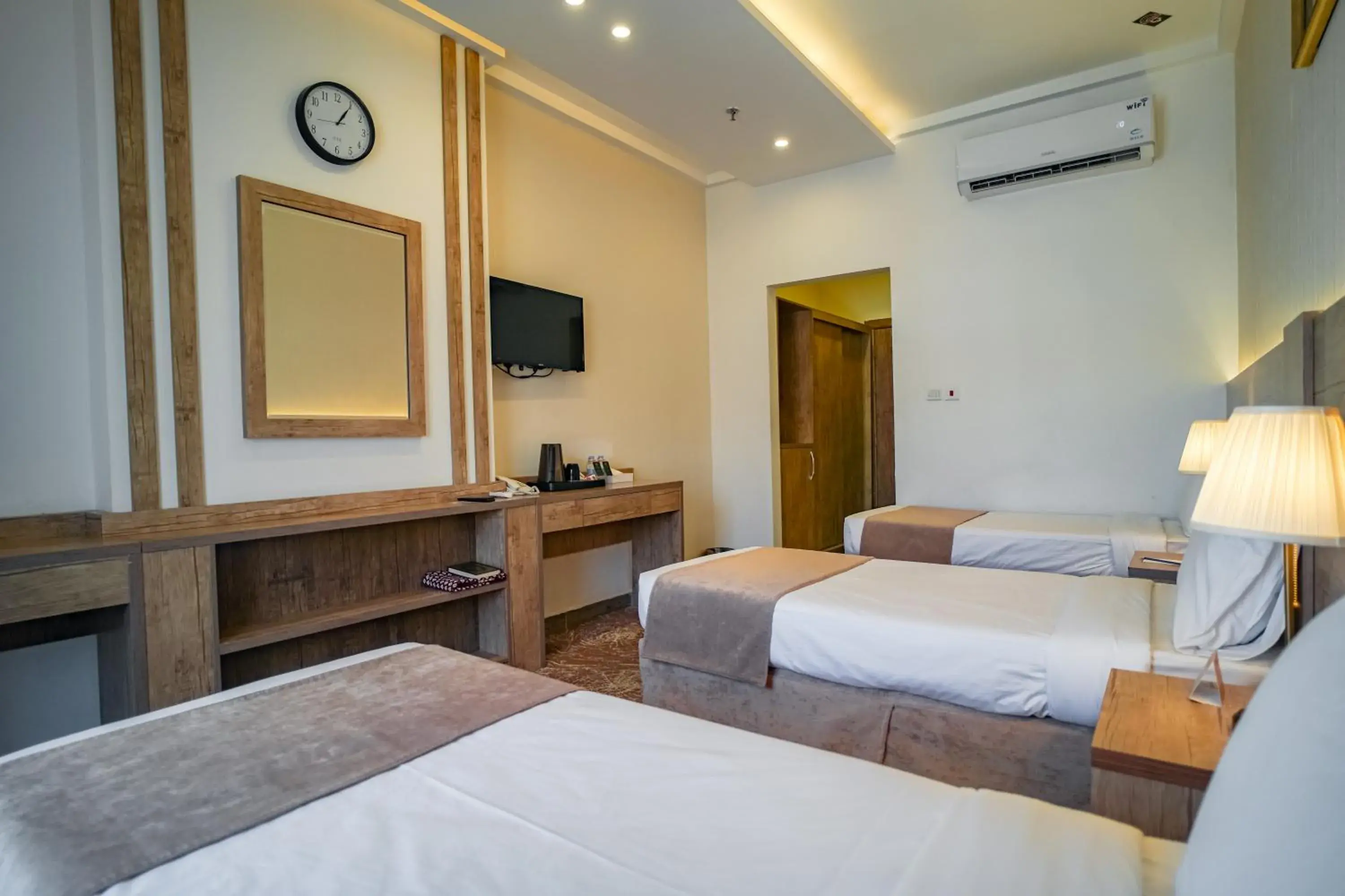 Triple Room in Emaar Legend Triple Room in Emaar Legend